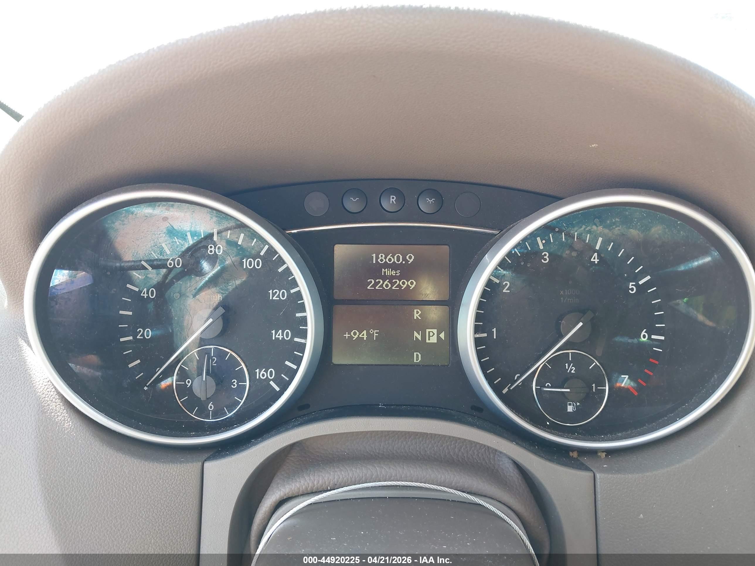 MERCEDES-BENZ ML image 7
