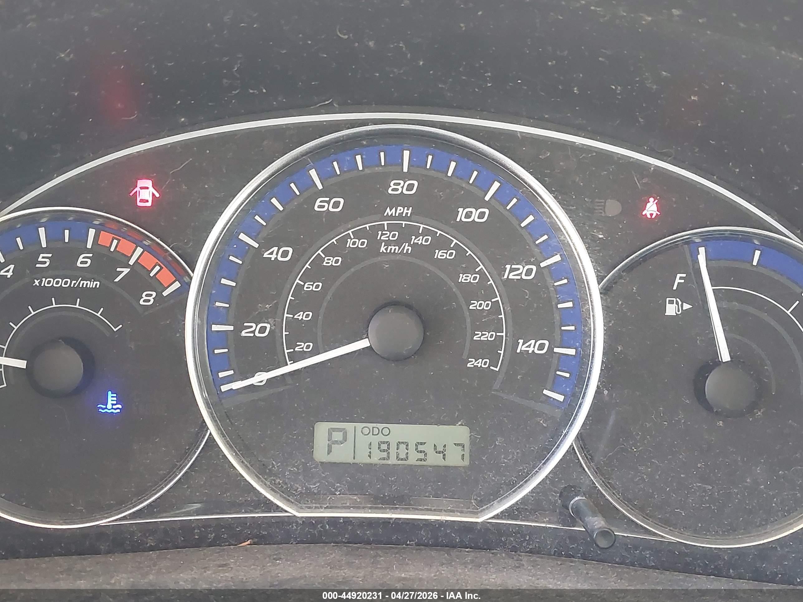 SUBARU FORESTER image 7