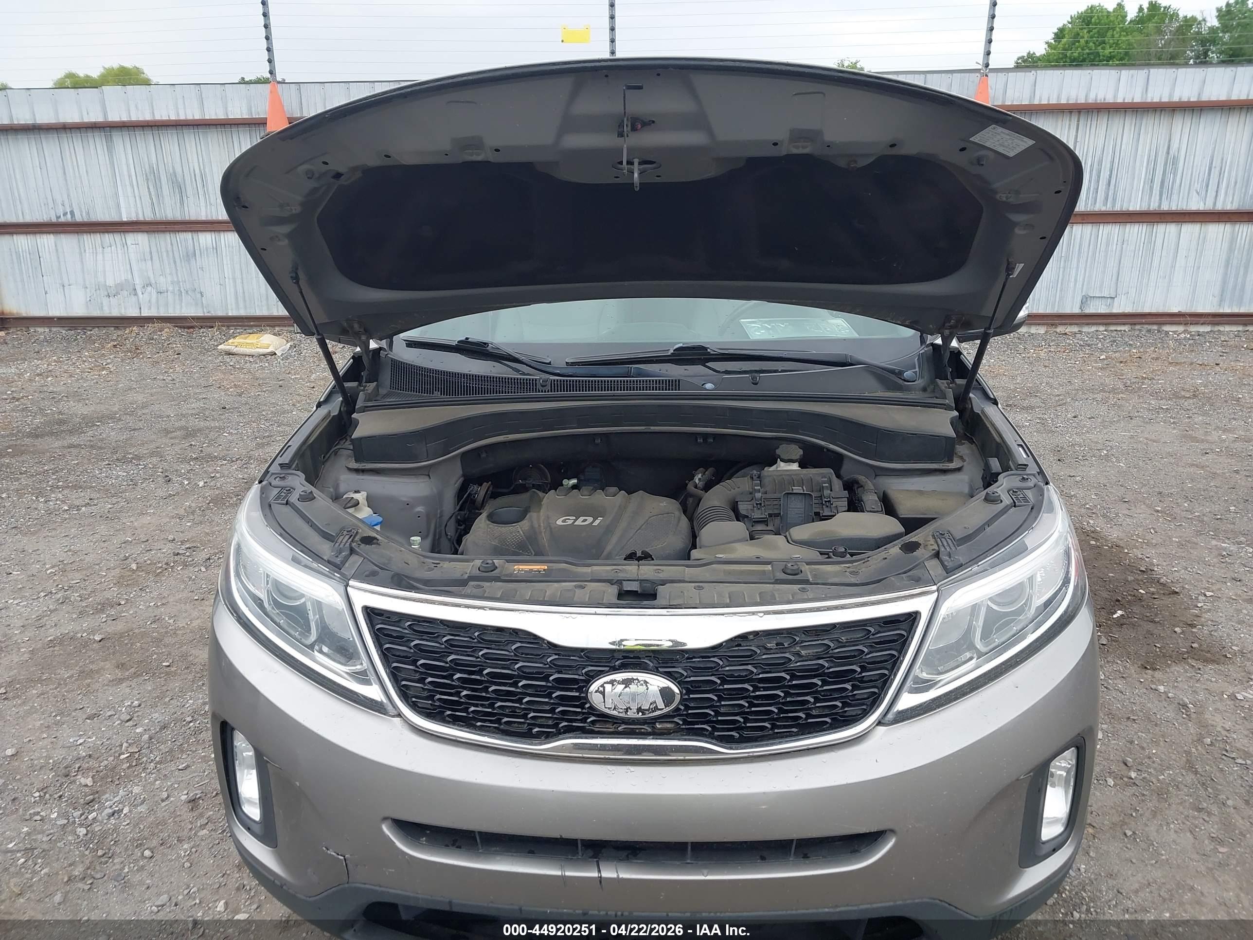 KIA SORENTO image 10