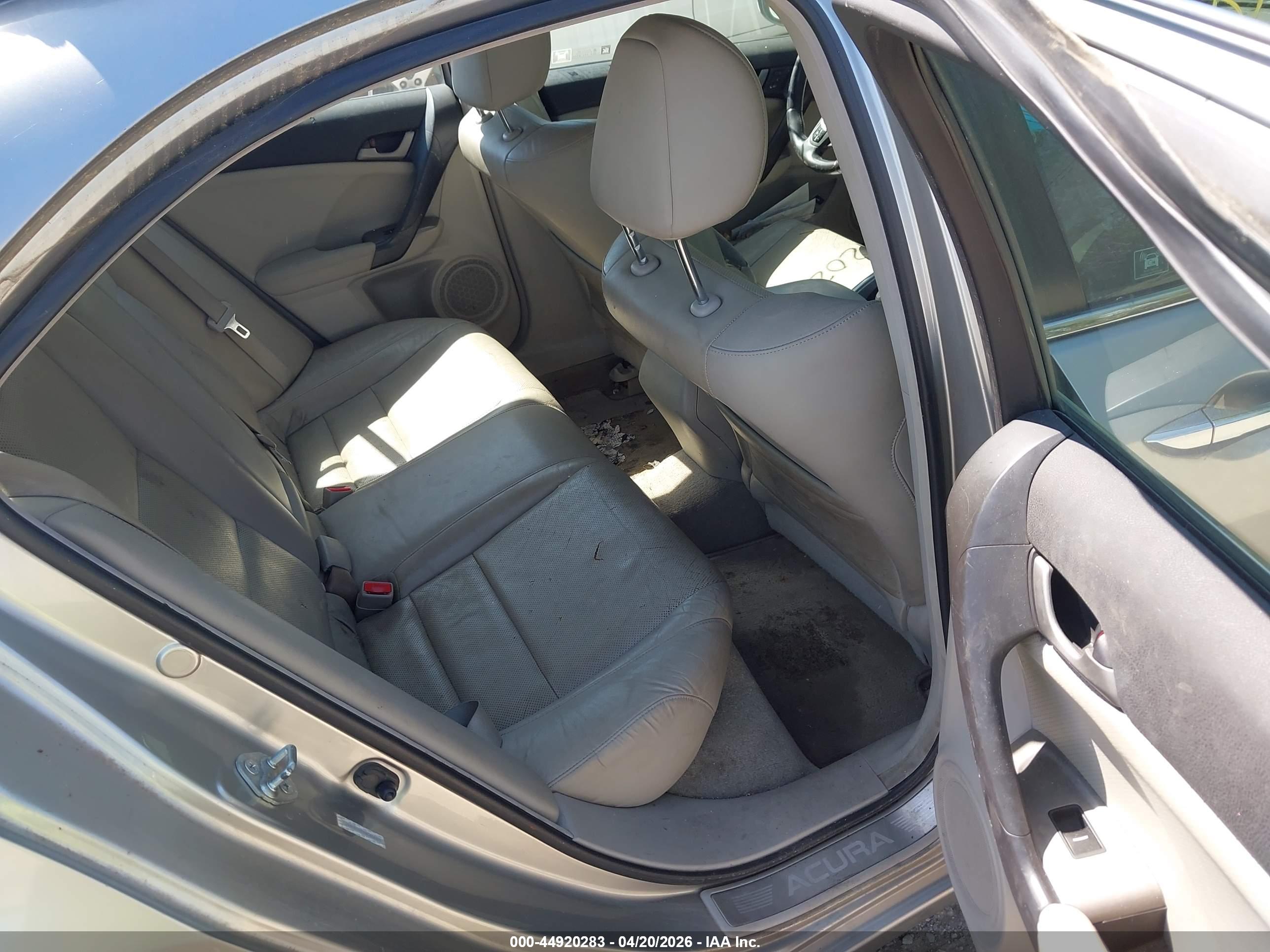 ACURA TSX image 8