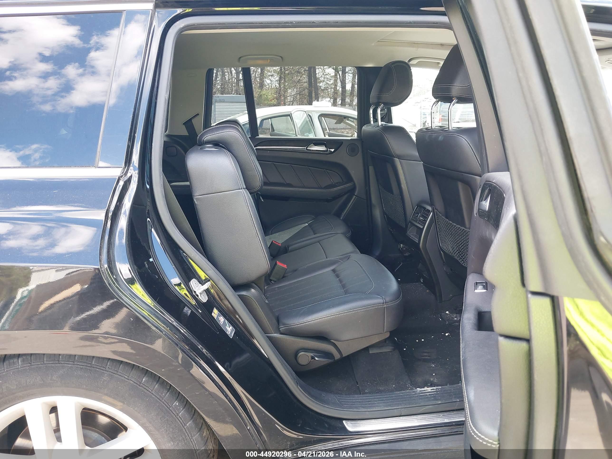 MERCEDES-BENZ GL image 8