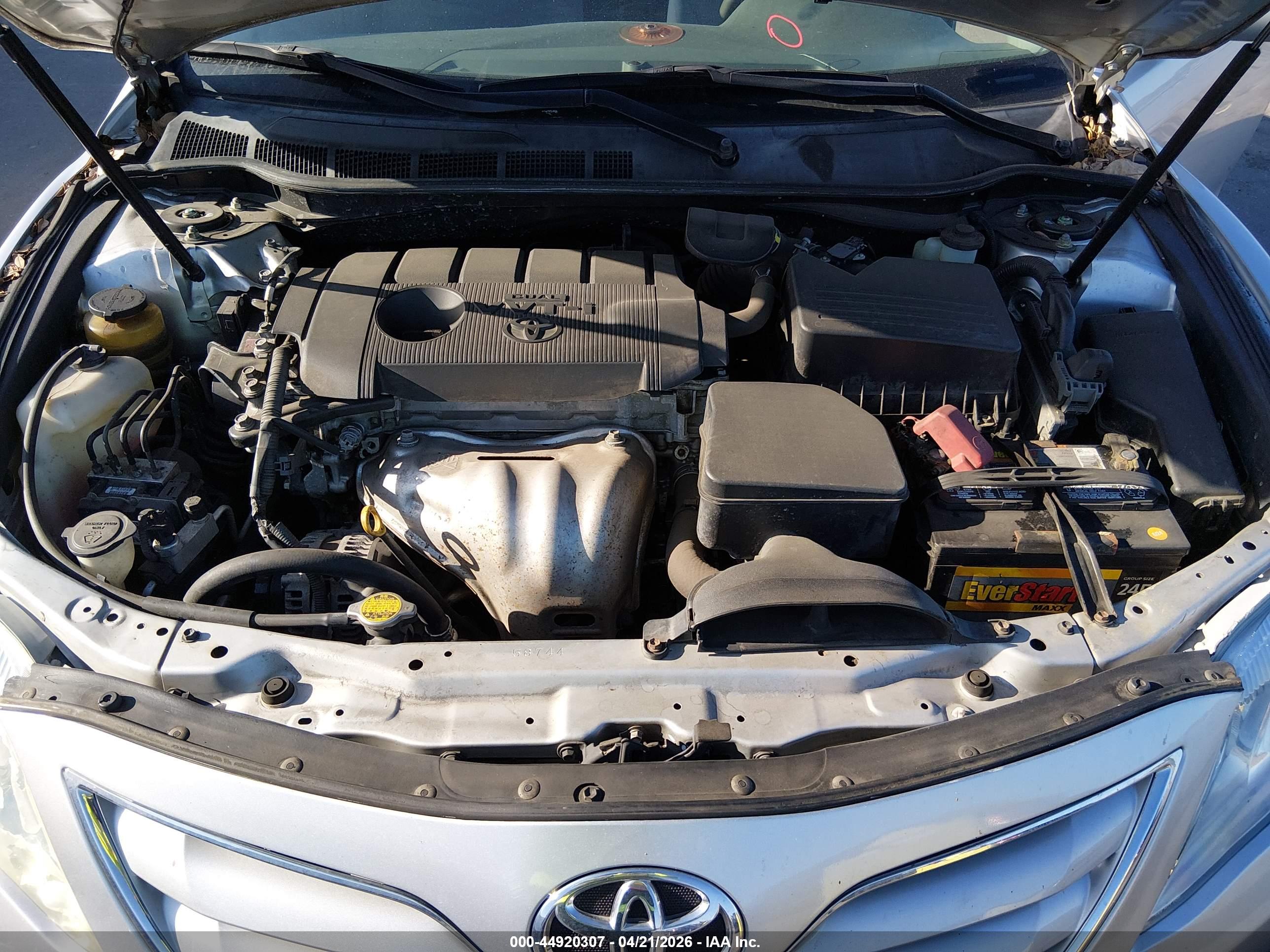 TOYOTA CAMRY image 10