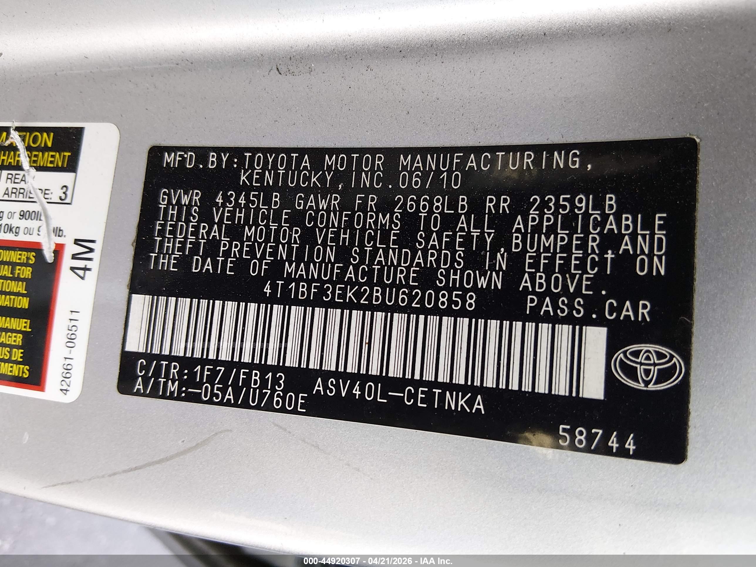 TOYOTA CAMRY image 9