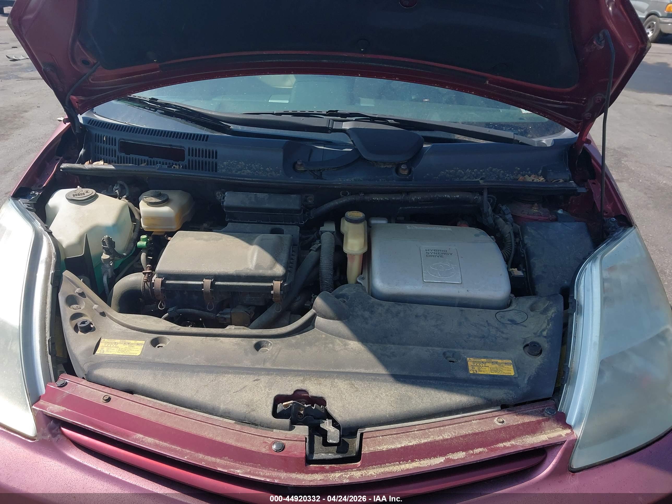 TOYOTA PRIUS image 10