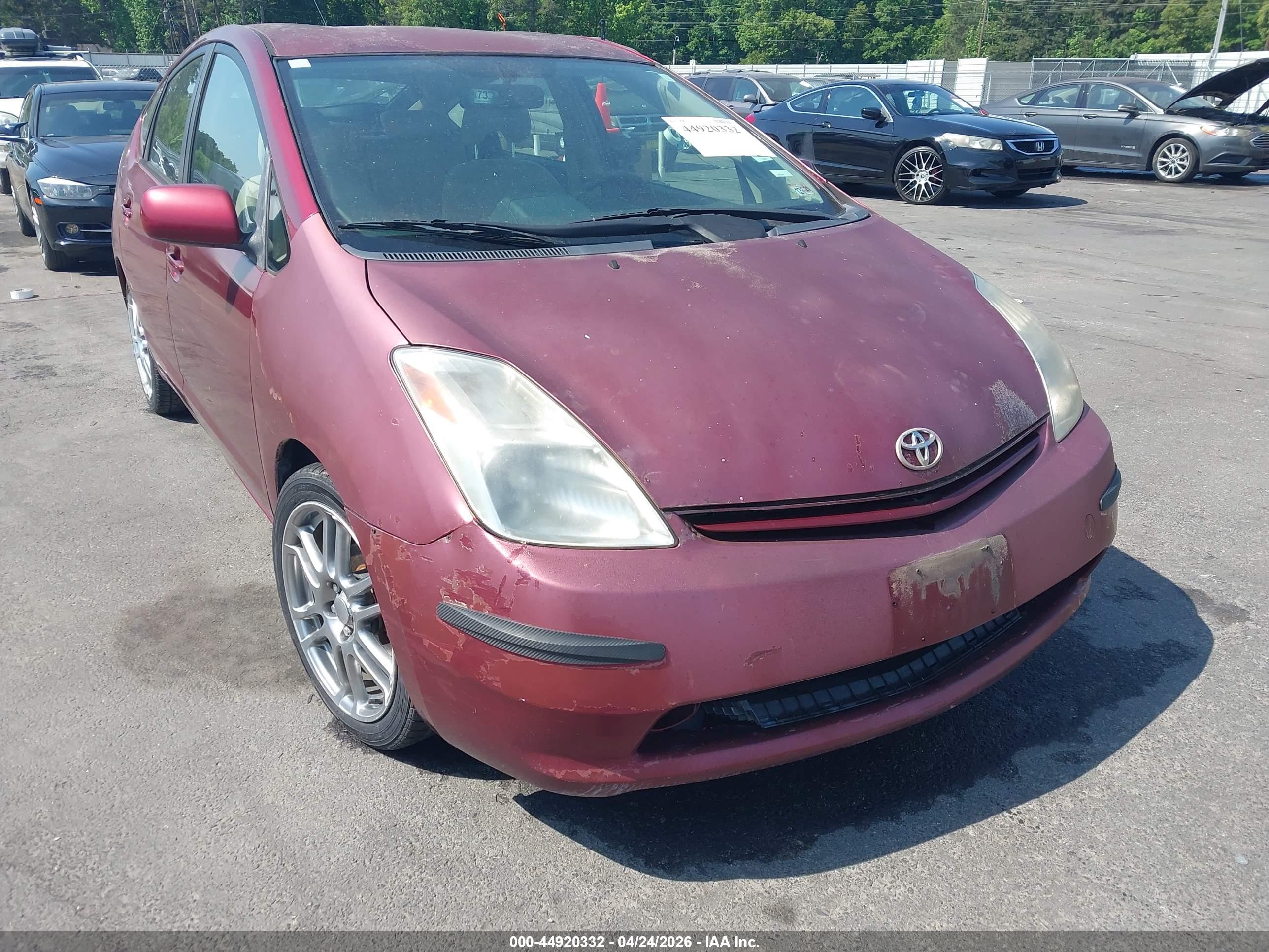 TOYOTA PRIUS image 6