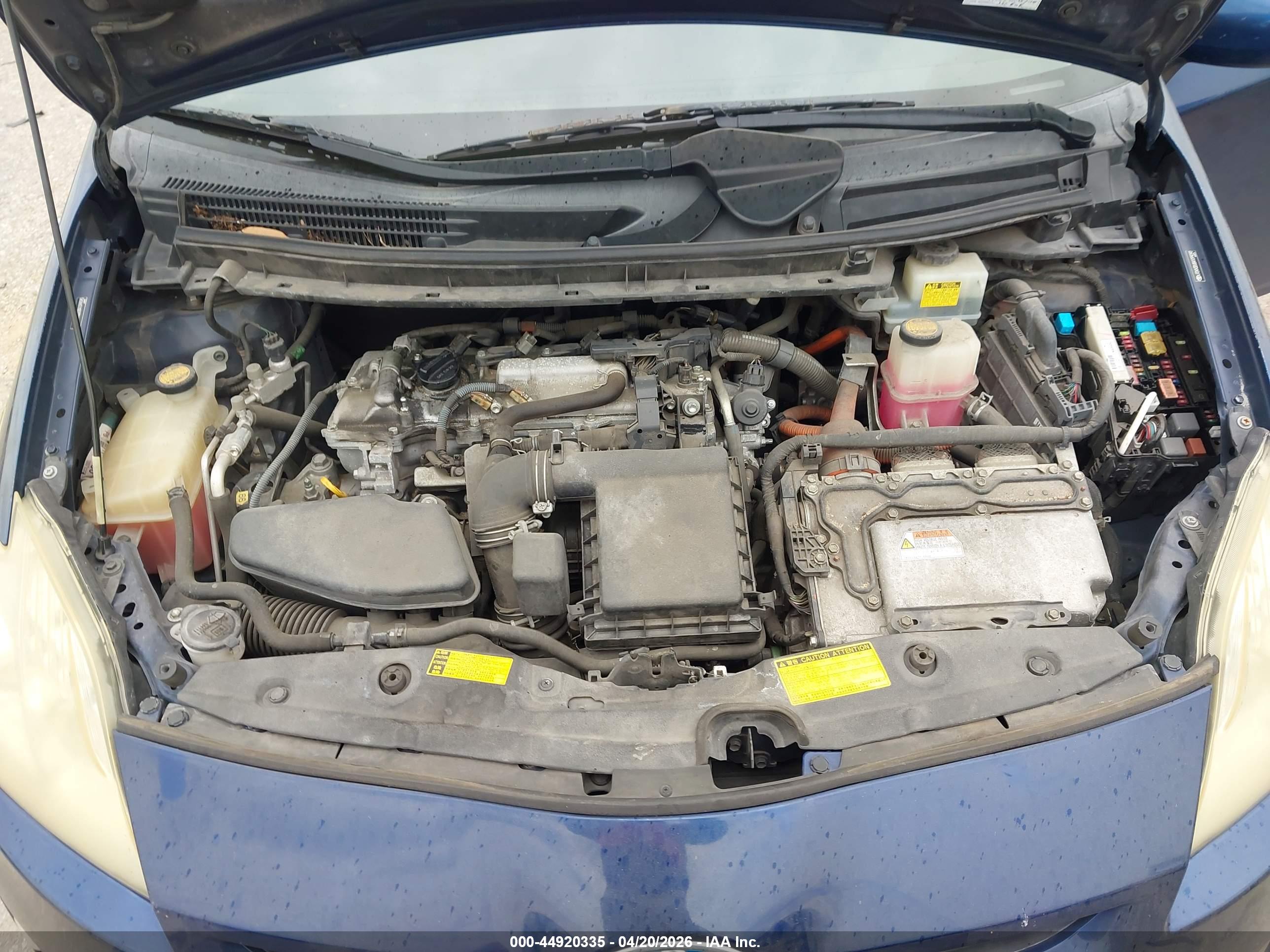 TOYOTA PRIUS image 10