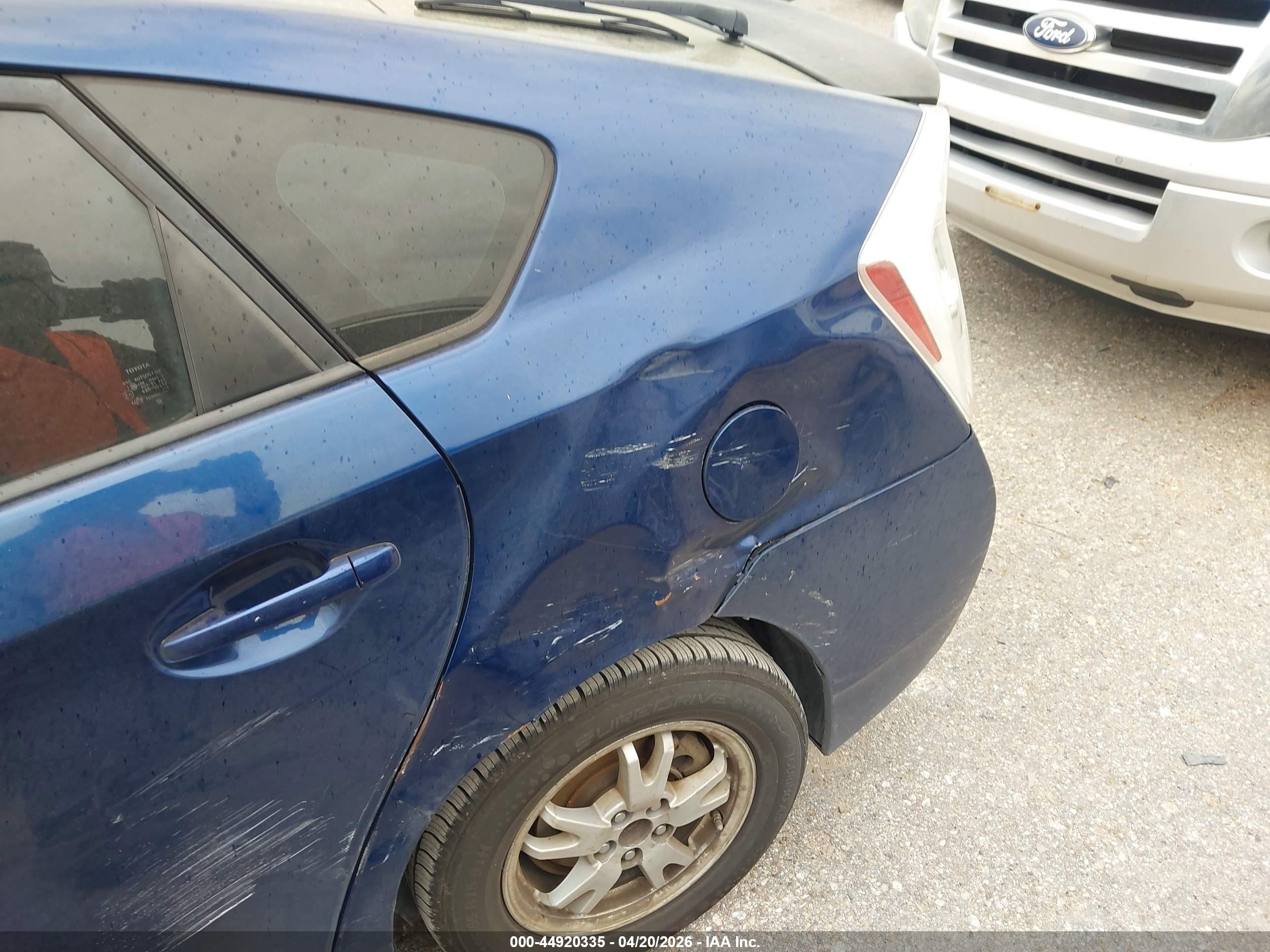 TOYOTA PRIUS image 6