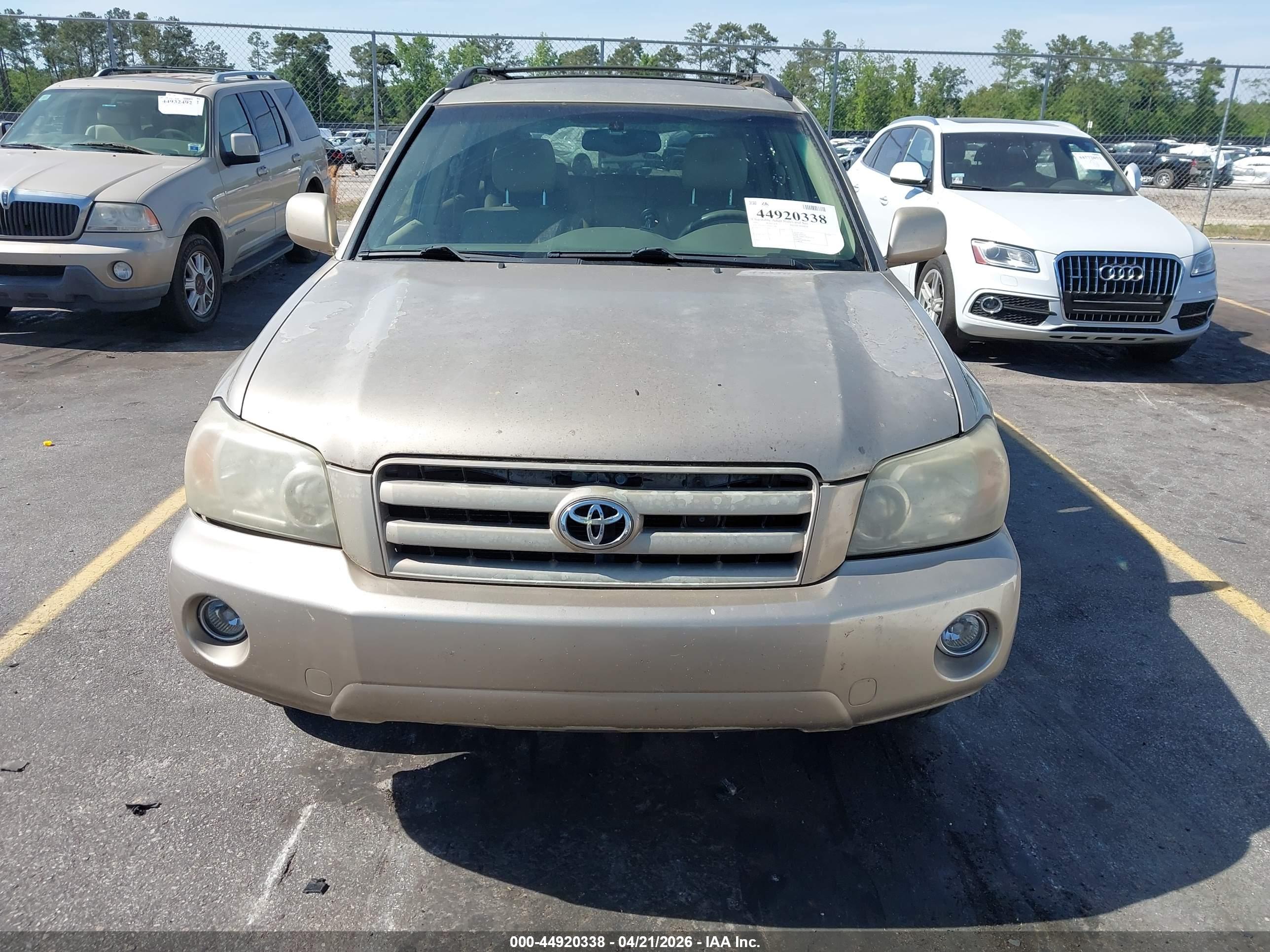 TOYOTA HIGHLANDER image 6