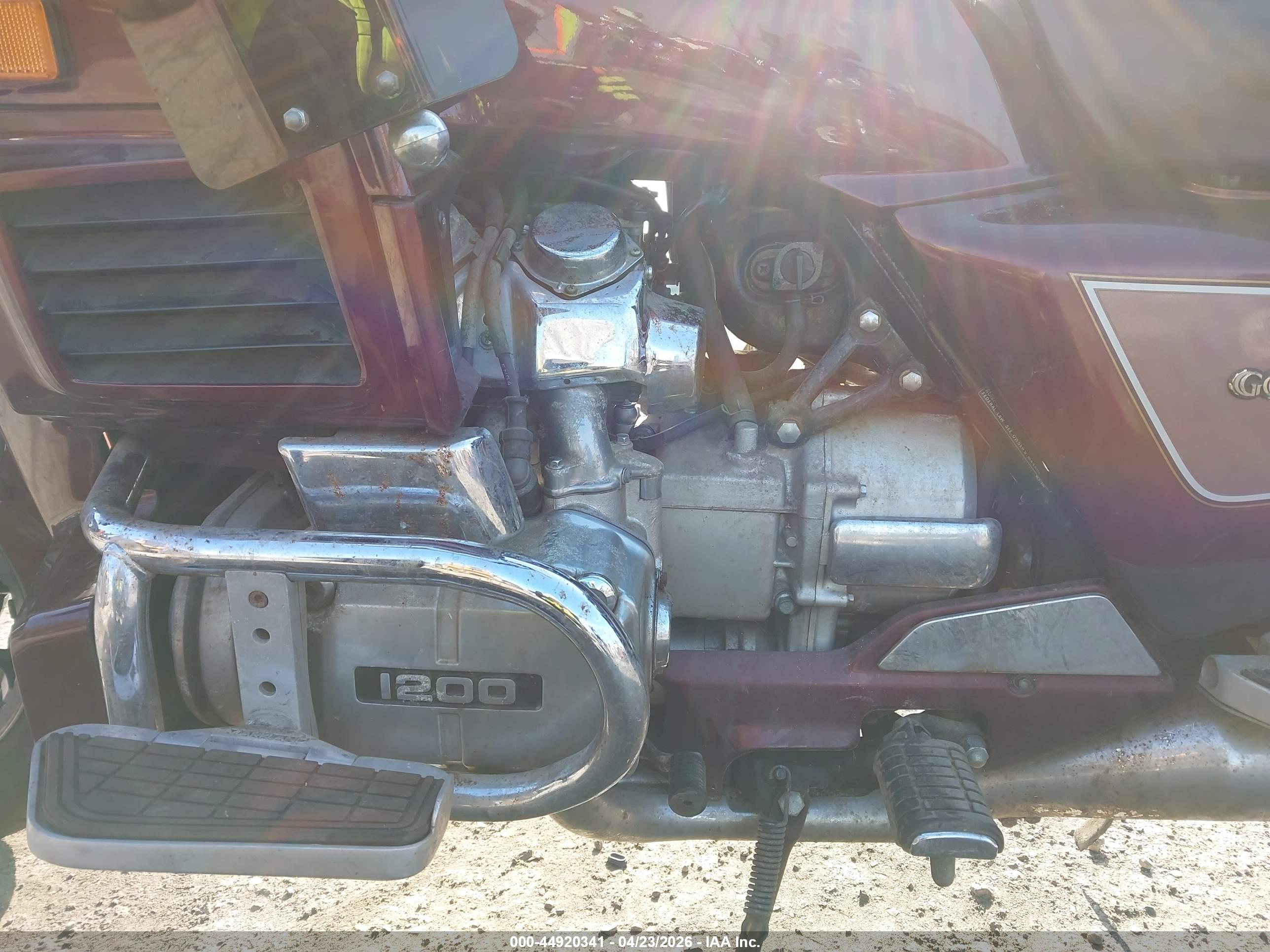 HONDA GL1200 image 9