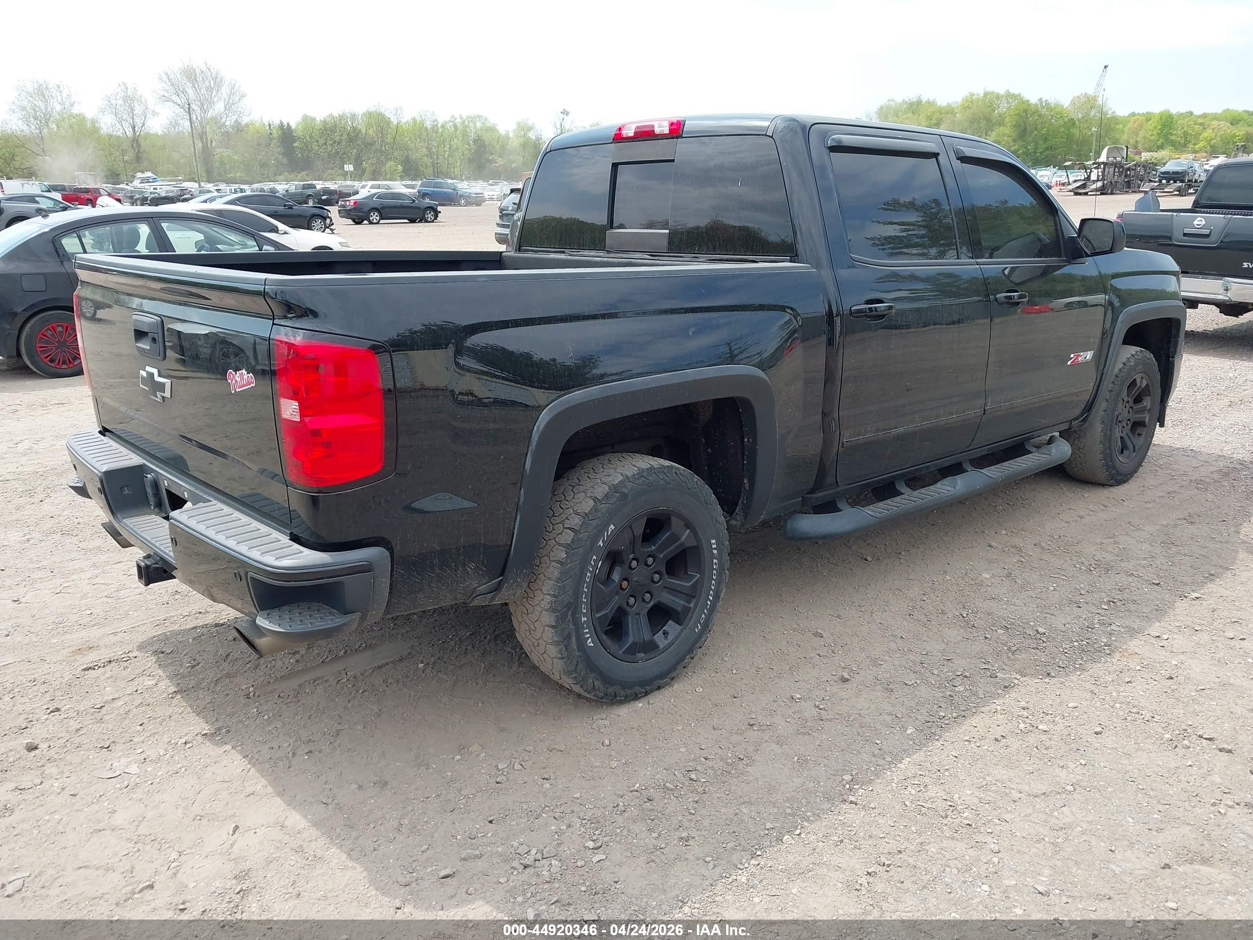 CHEVROLET SILVERADO image 4