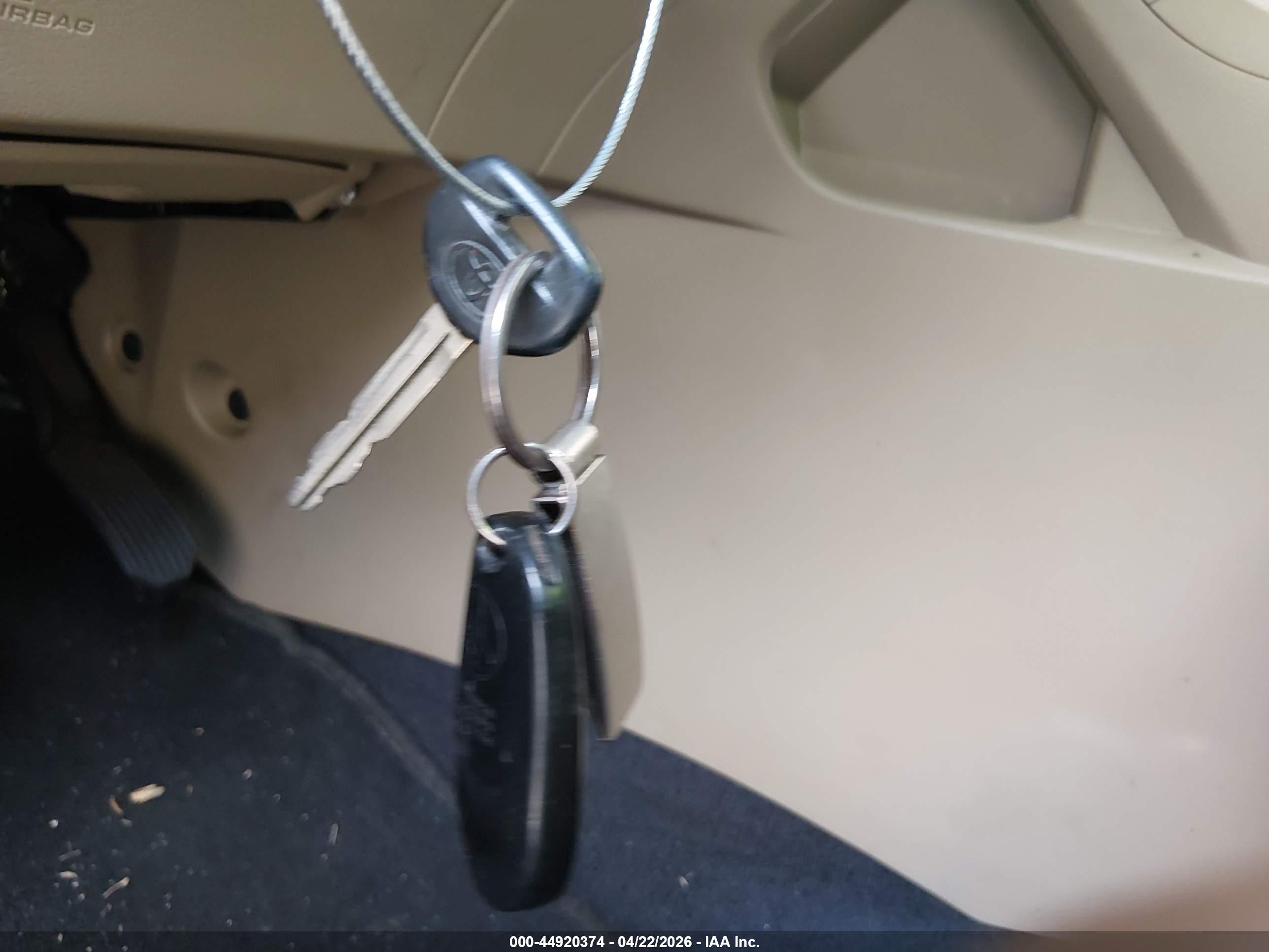 TOYOTA HIGHLANDER image 11