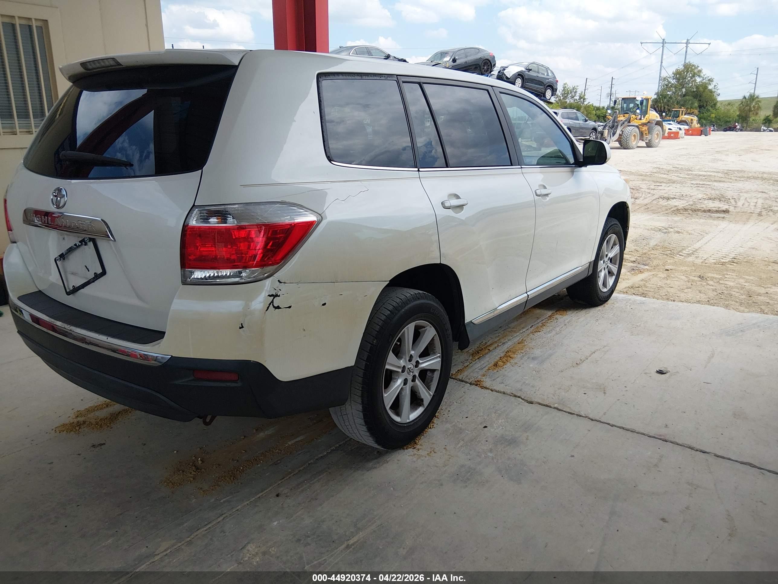 TOYOTA HIGHLANDER image 4