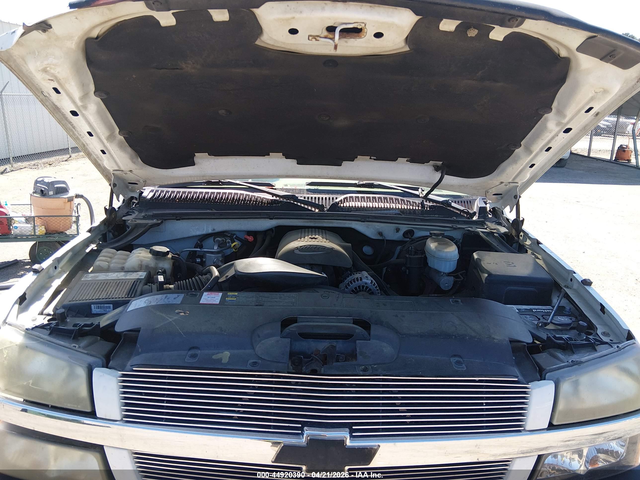 CHEVROLET SILVERADO image 10