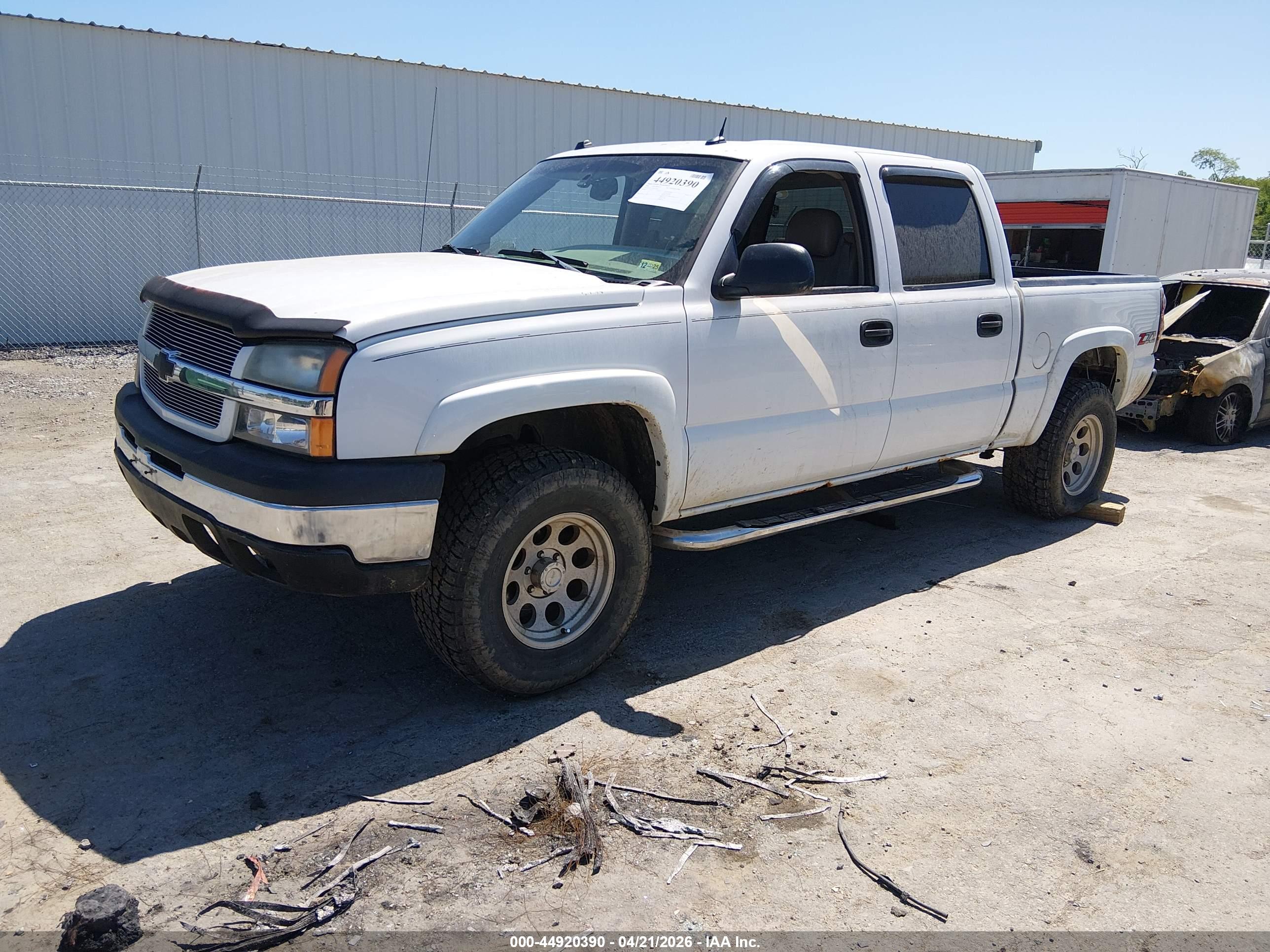 CHEVROLET SILVERADO image 2