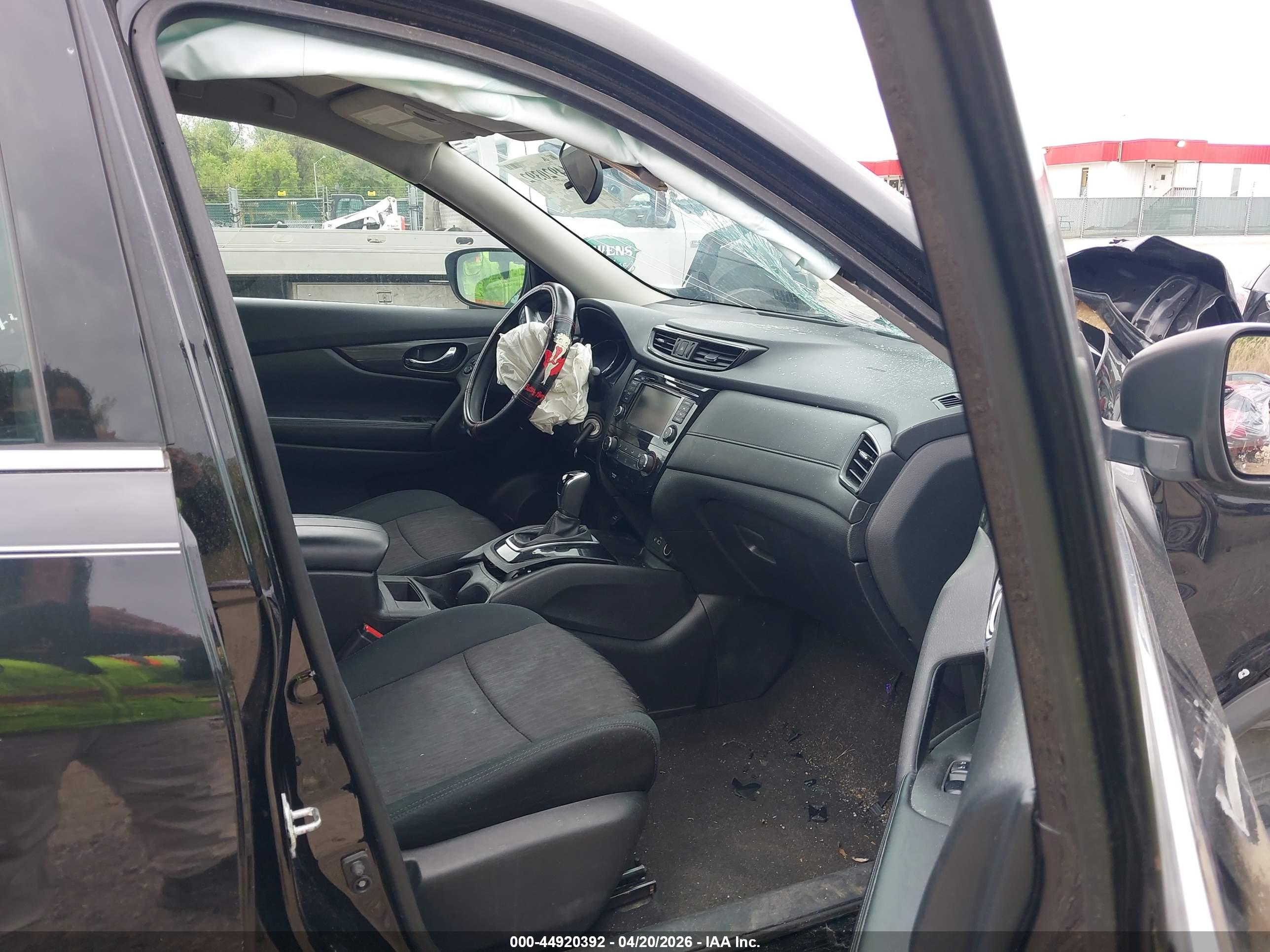 NISSAN ROGUE image 5