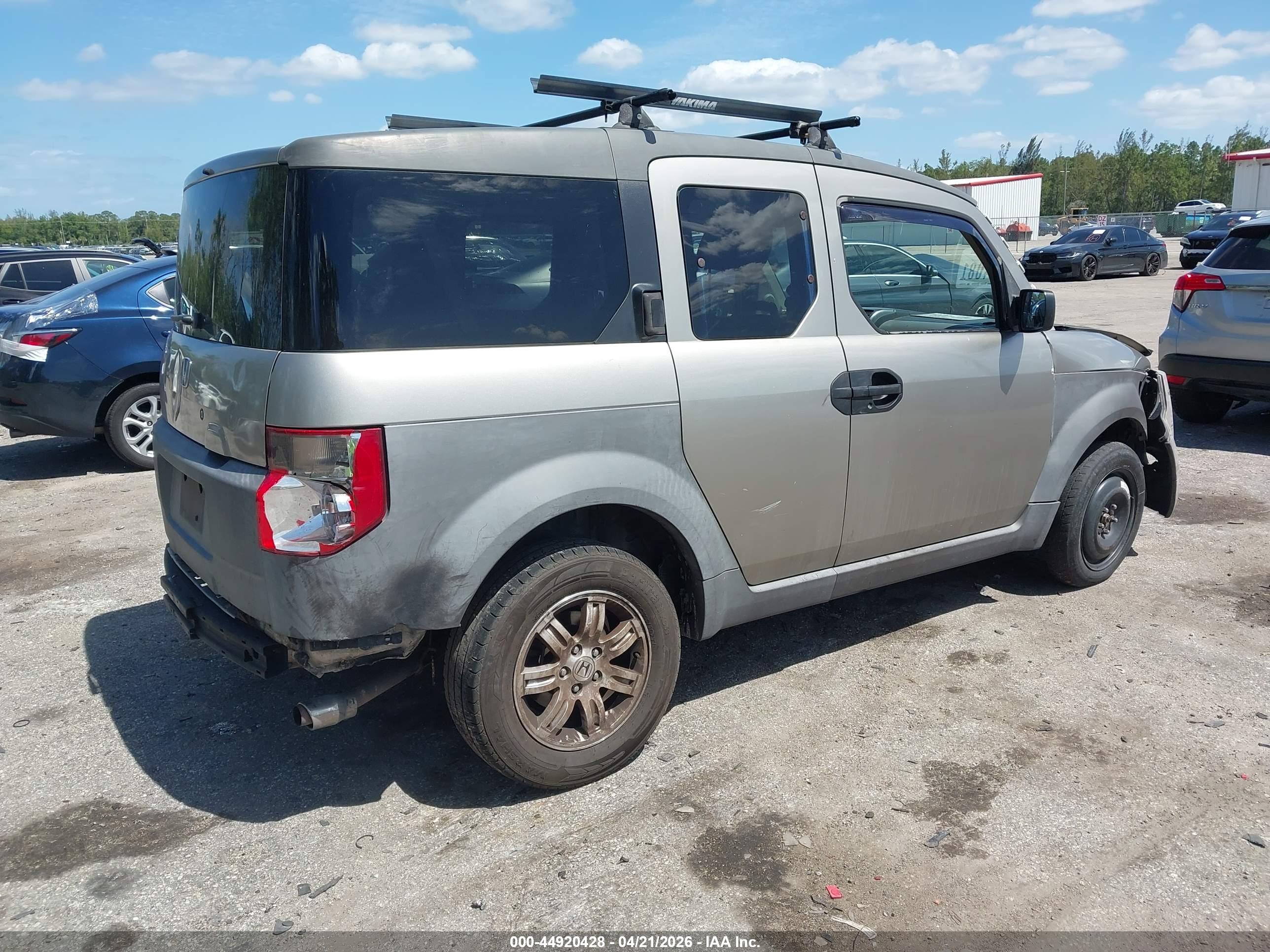 HONDA ELEMENT image 4