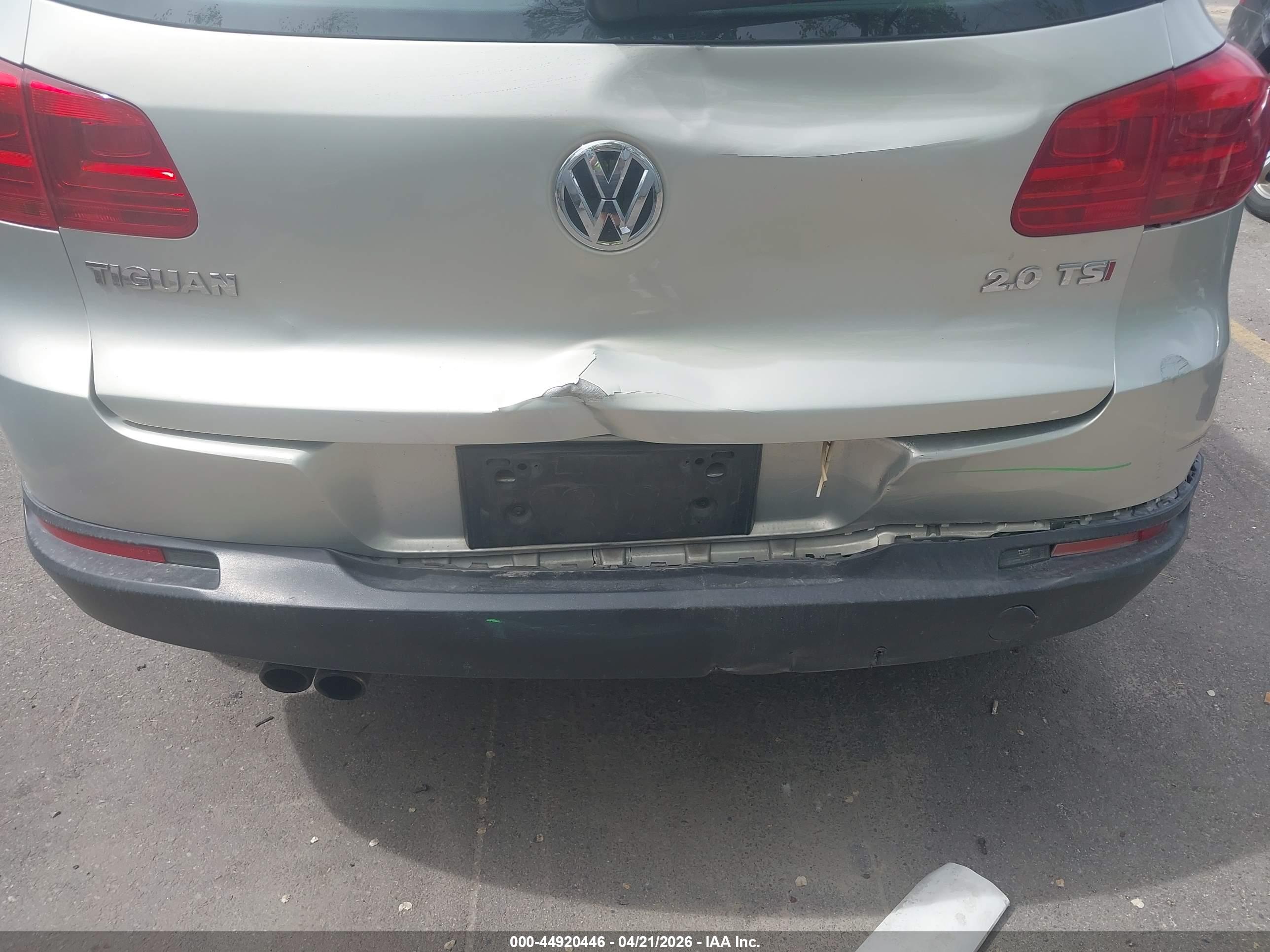 VOLKSWAGEN TIGUAN image 6