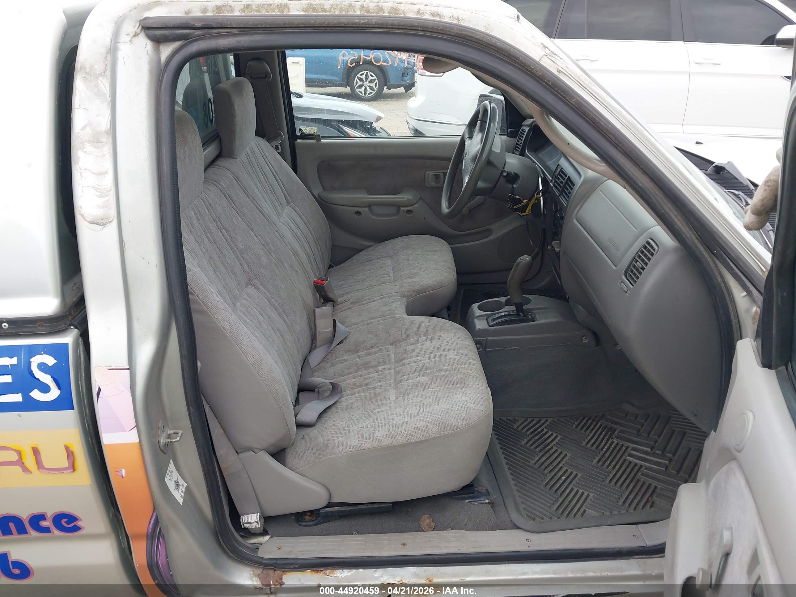 TOYOTA TACOMA image 5