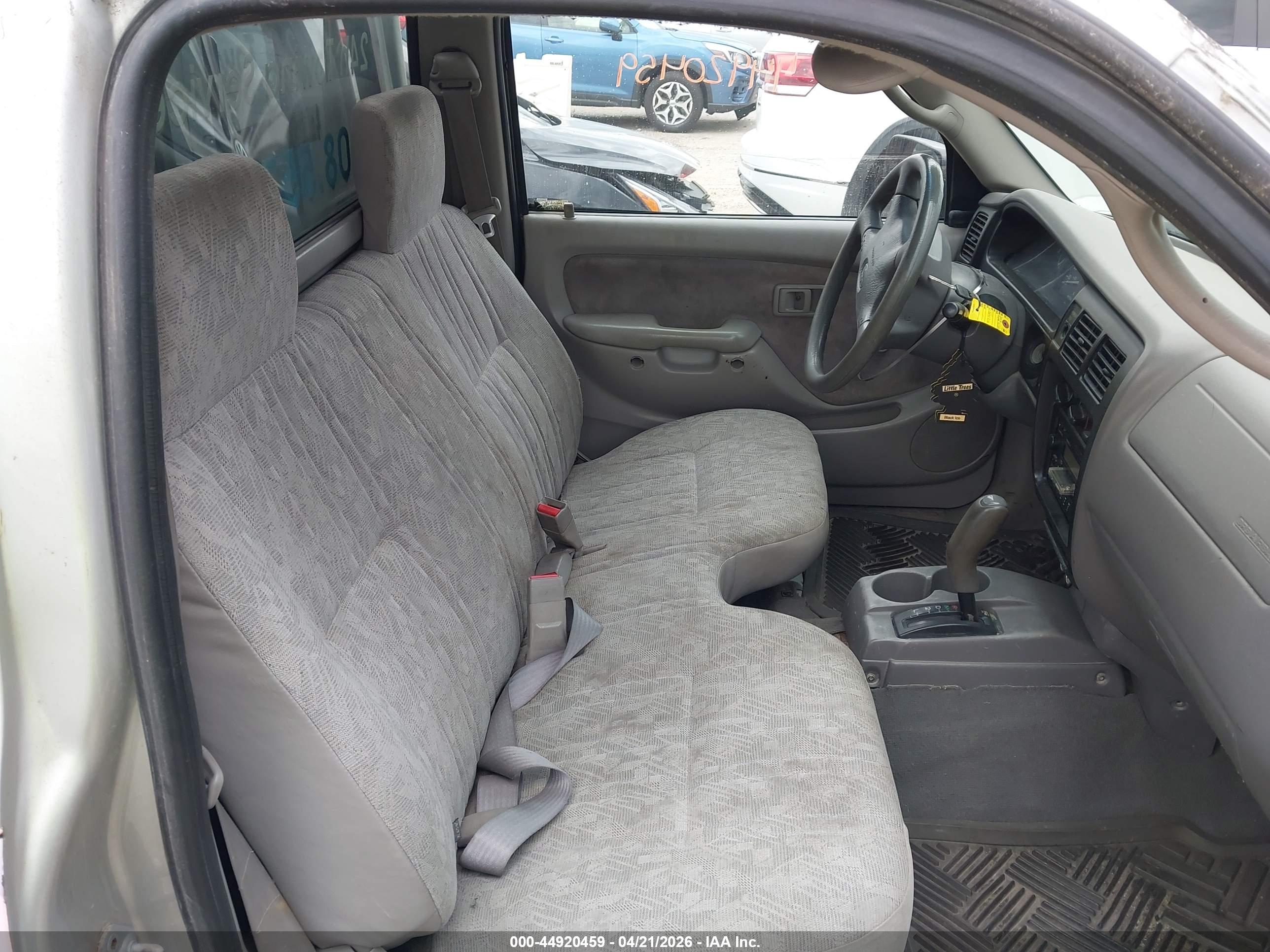 TOYOTA TACOMA image 8