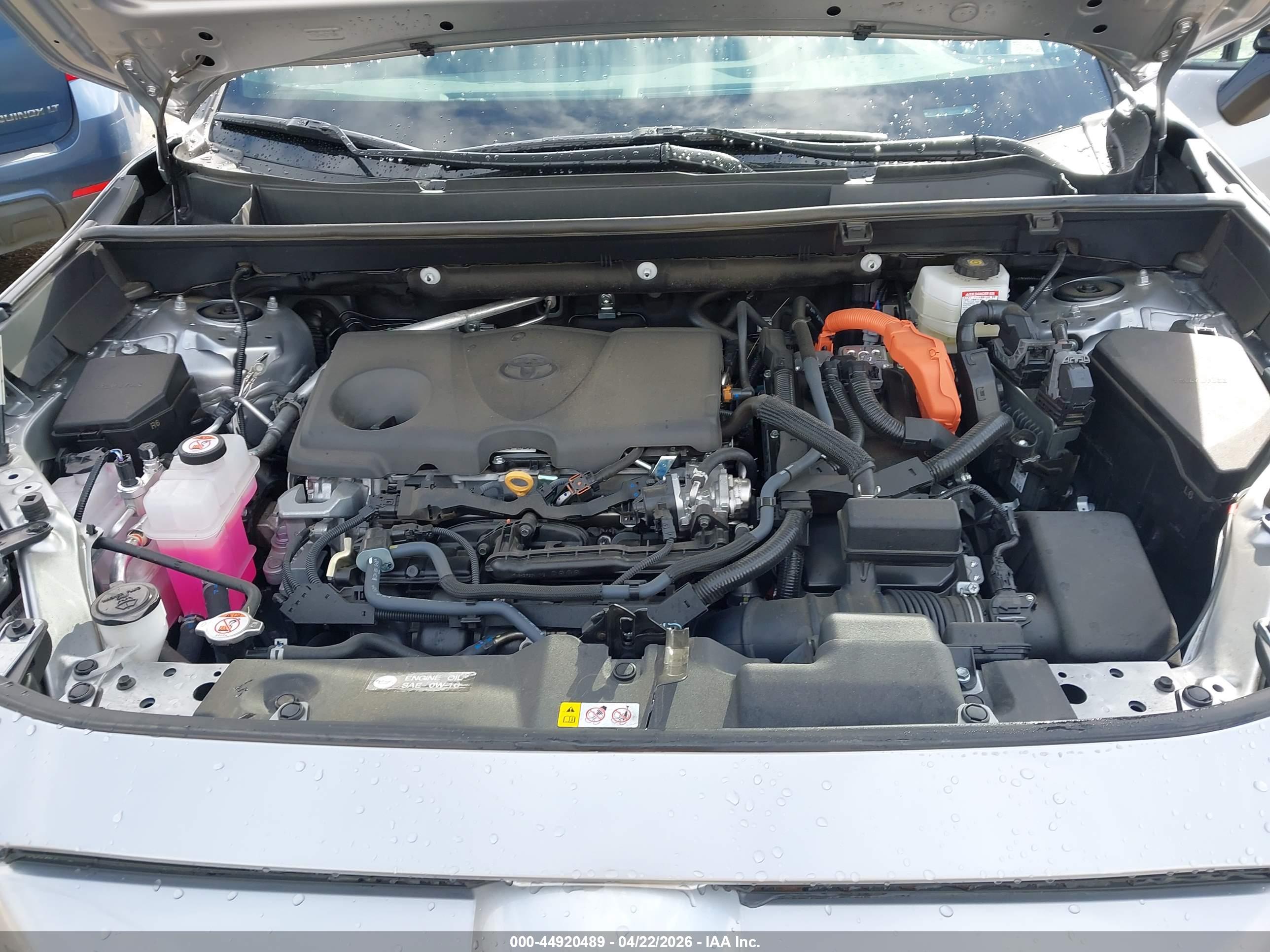 TOYOTA RAV4 image 10