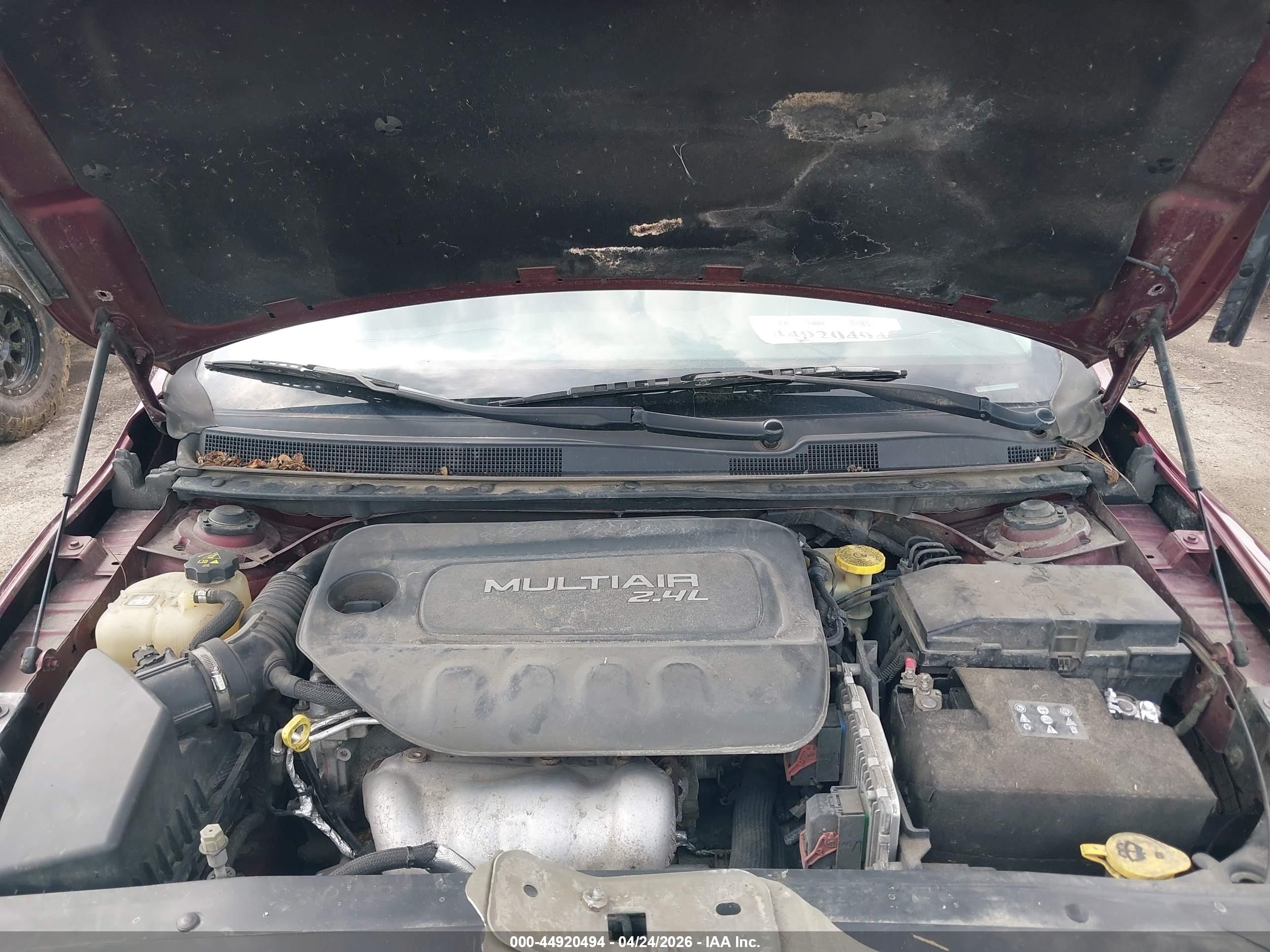 CHRYSLER 200 image 10