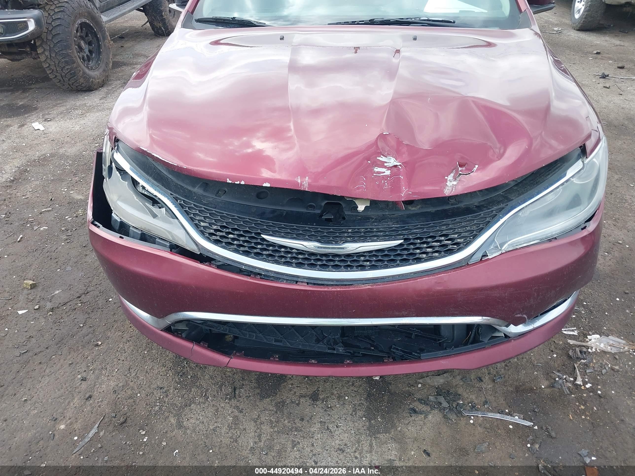 CHRYSLER 200 image 6