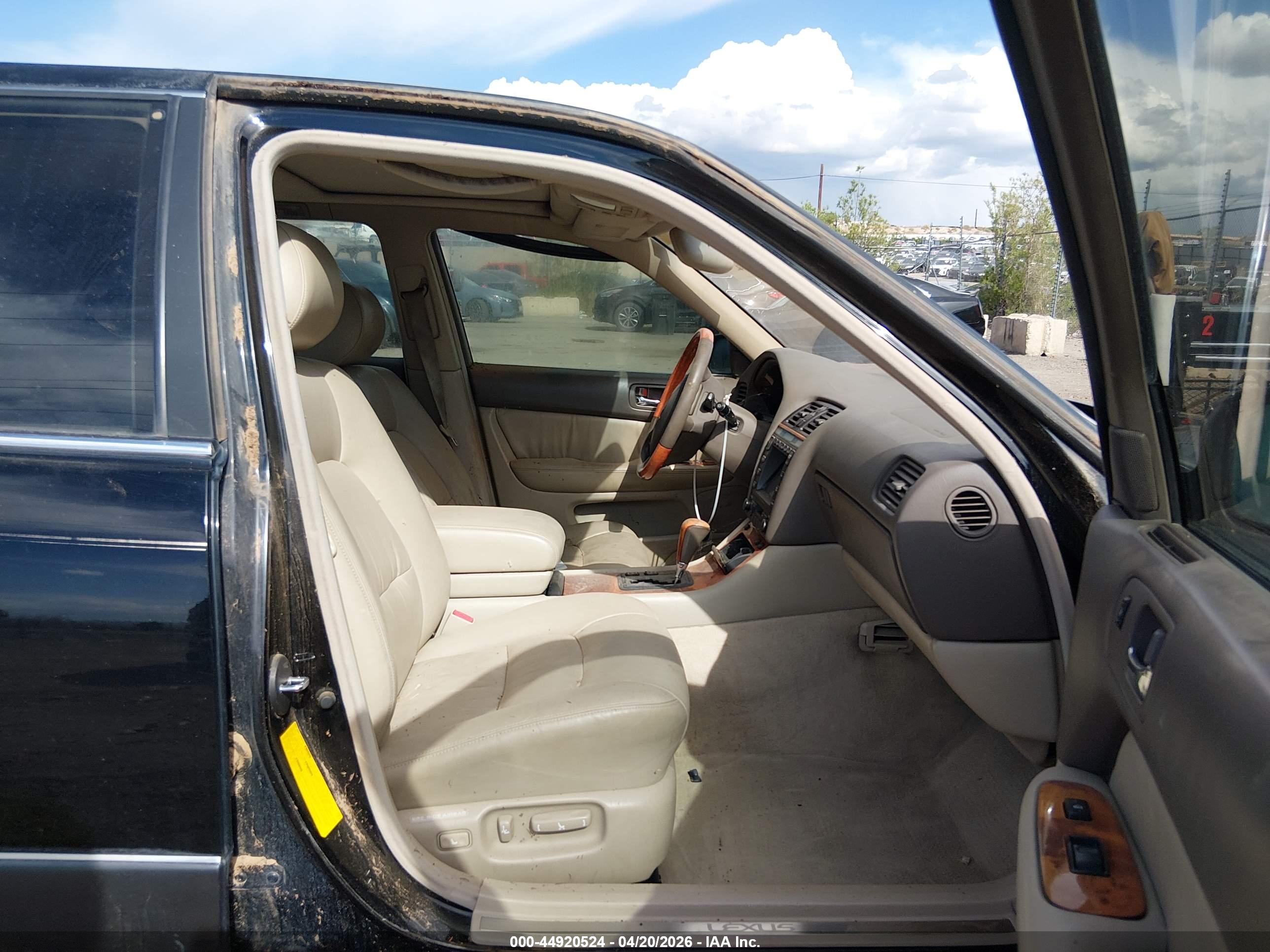 LEXUS LS image 5
