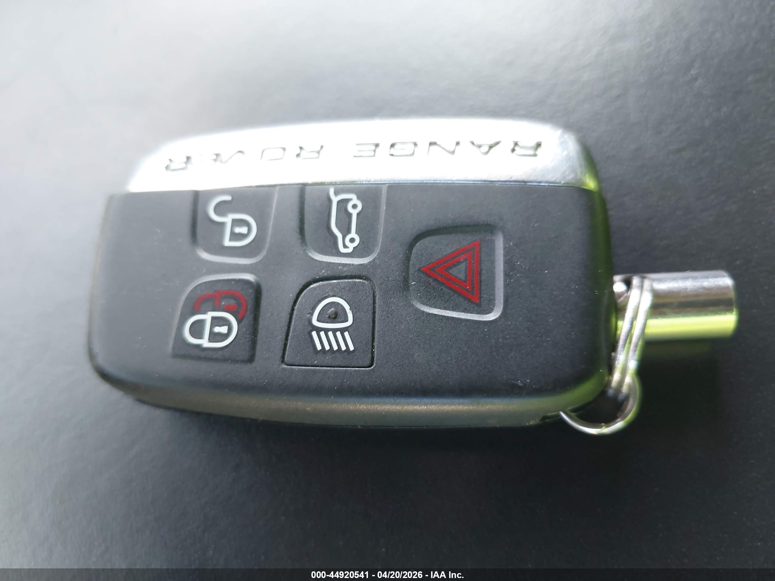 LAND ROVER image 11