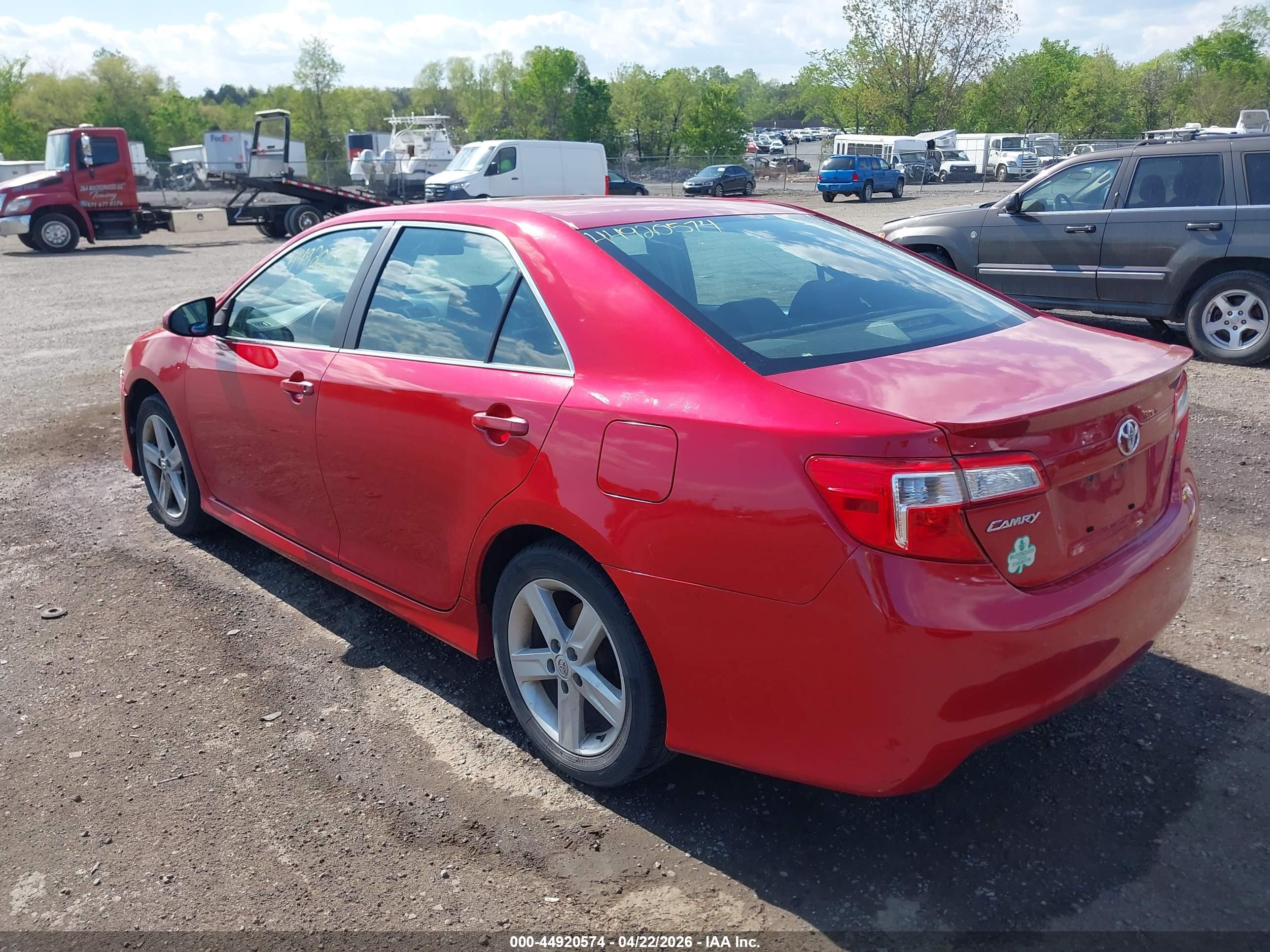 TOYOTA CAMRY image 3