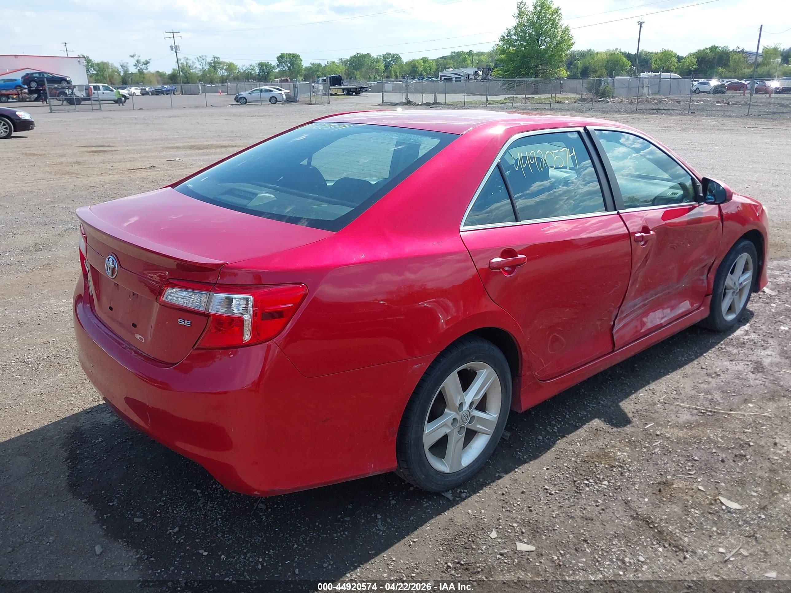 TOYOTA CAMRY image 4