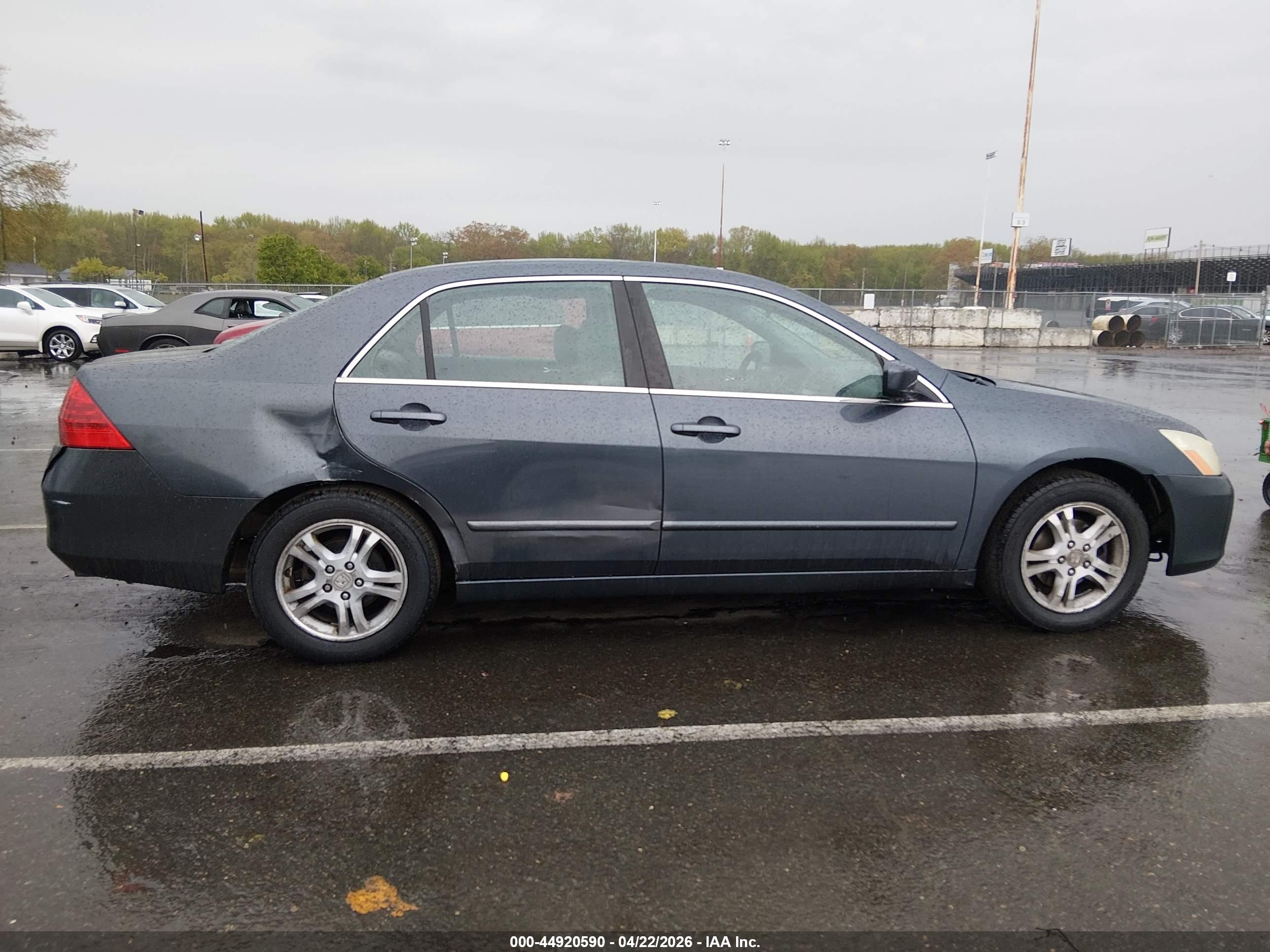 HONDA ACCORD image 6