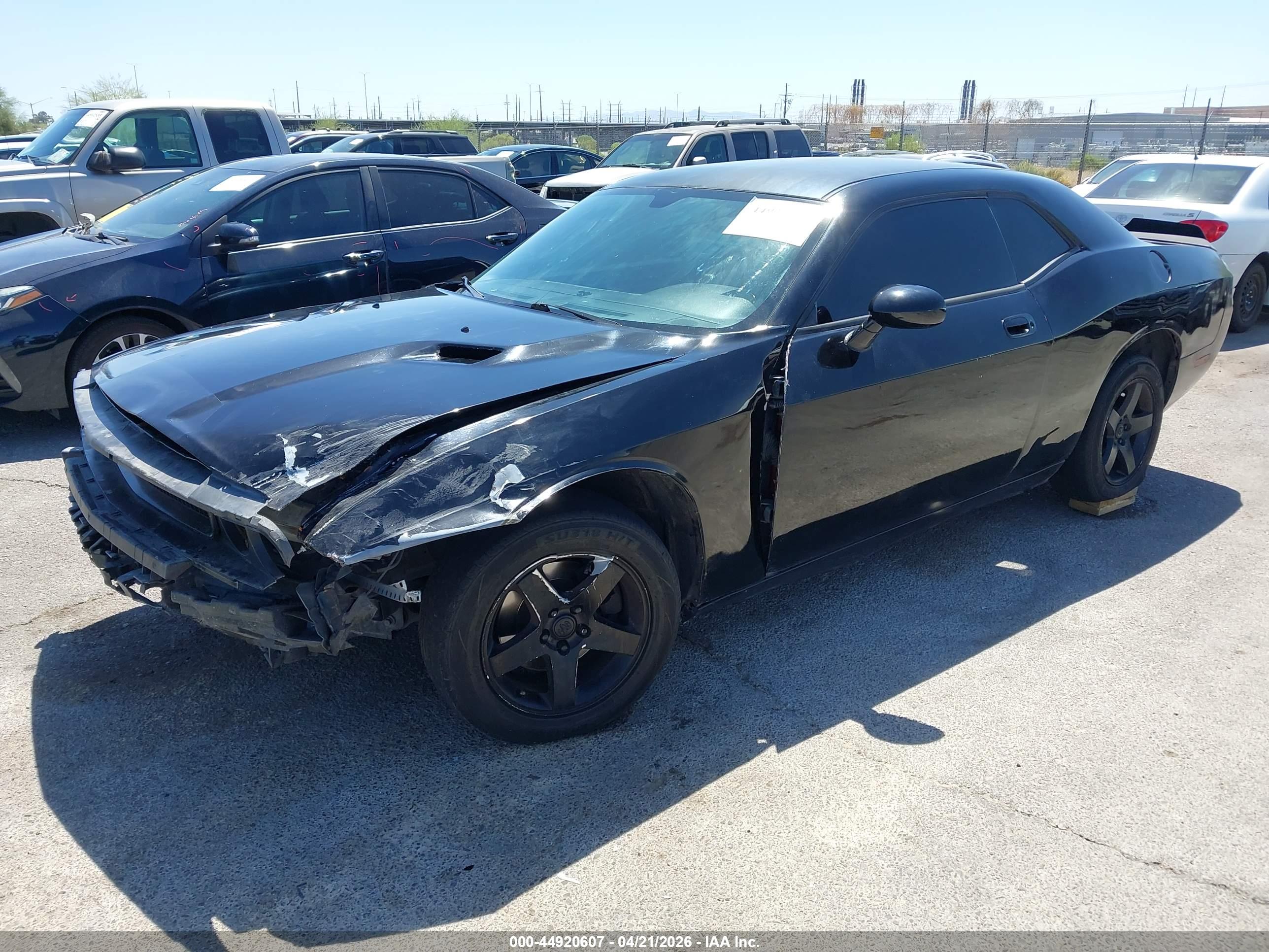 DODGE CHALLENGER image 2