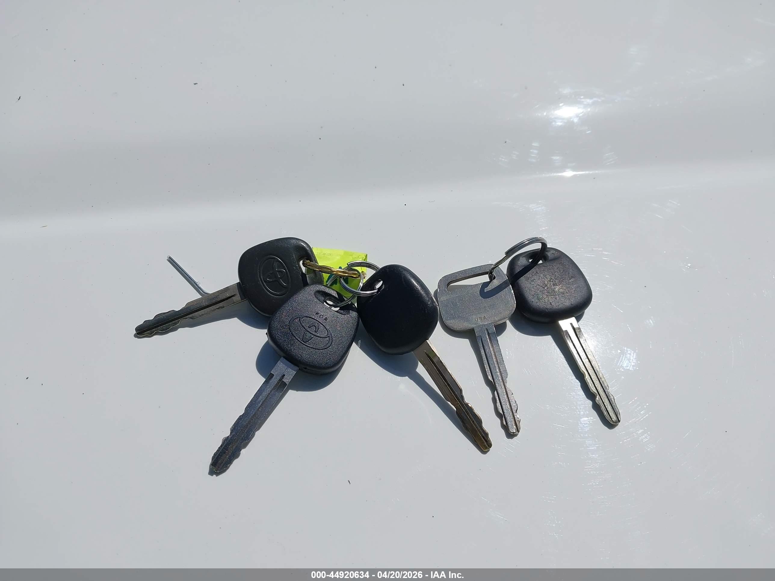 TOYOTA 4RUNNER image 11