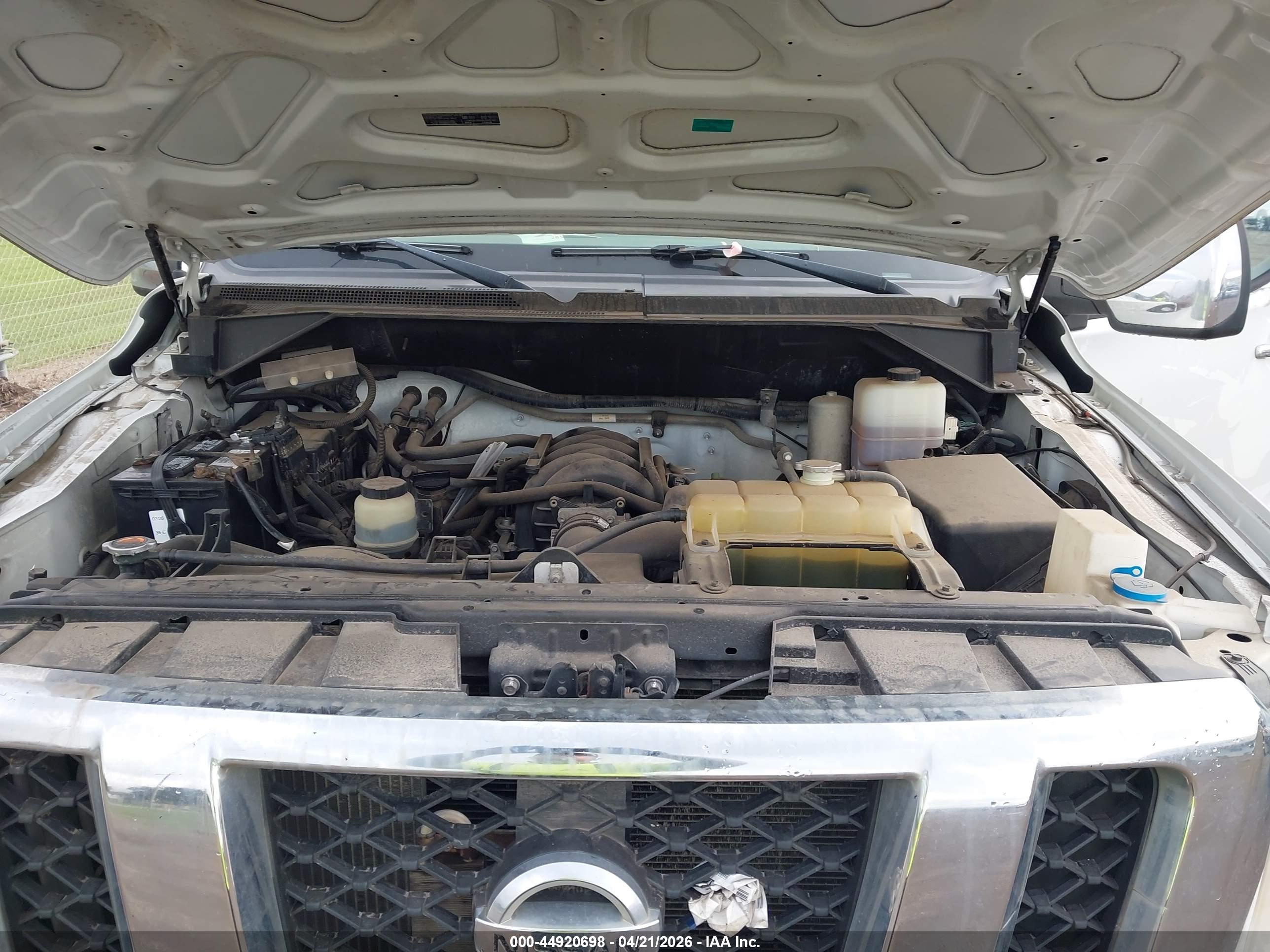 NISSAN NV image 10