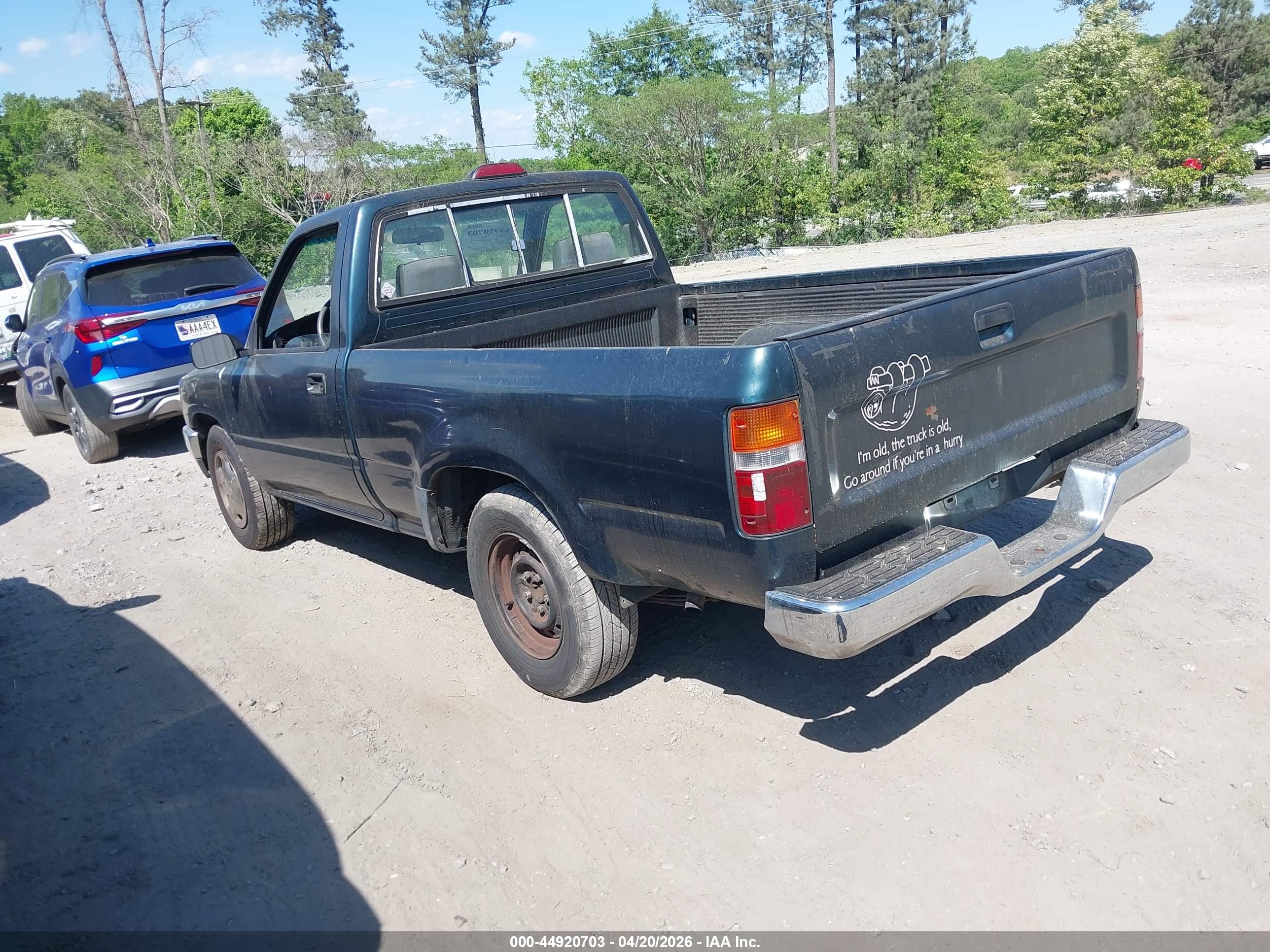 TOYOTA PICKUP image 3