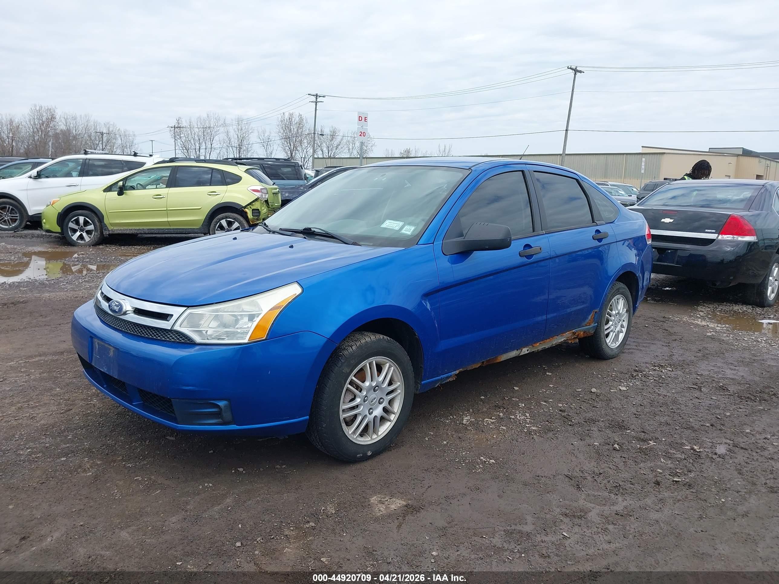 FORD FOCUS image 2