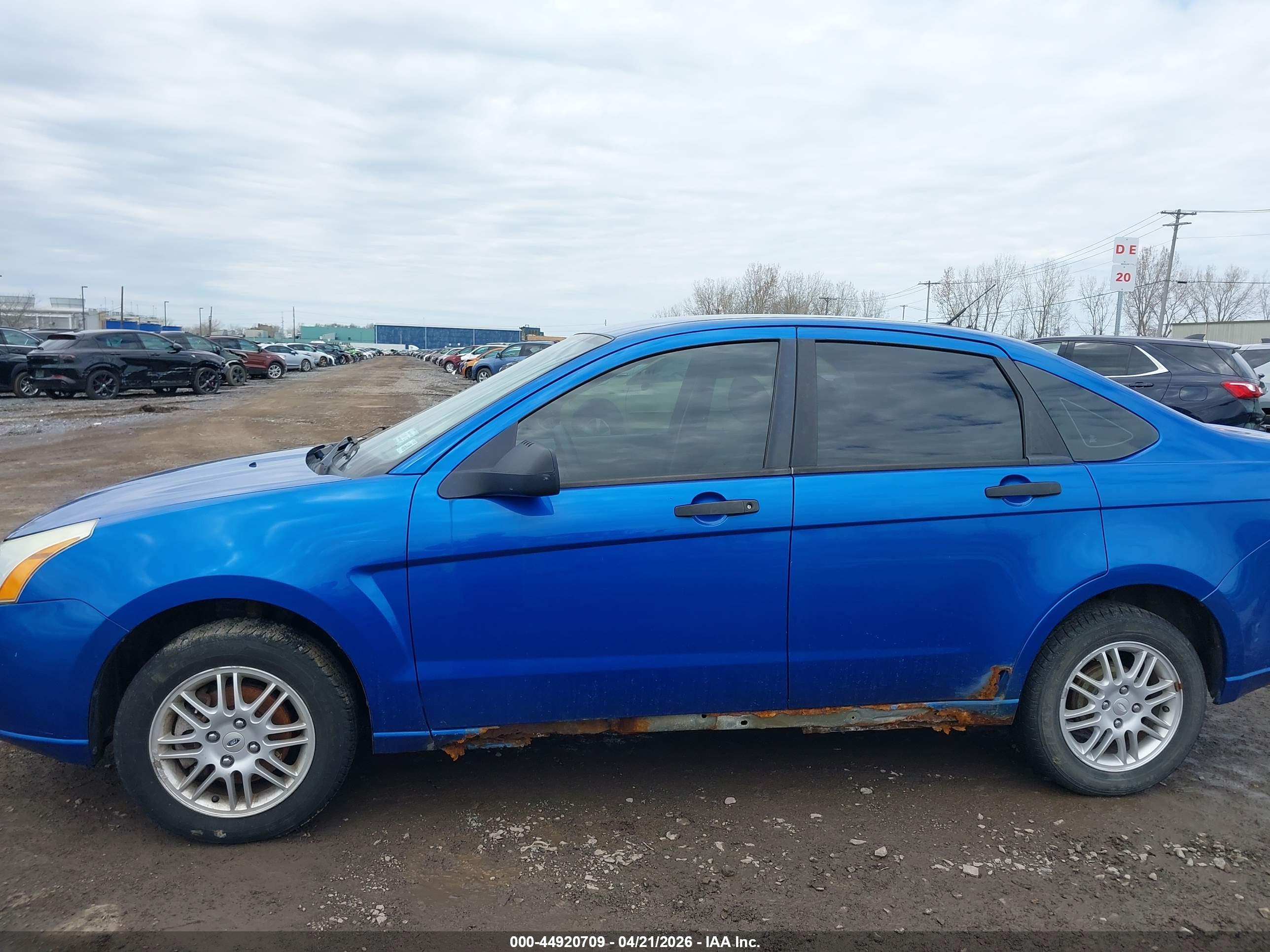 FORD FOCUS image 6