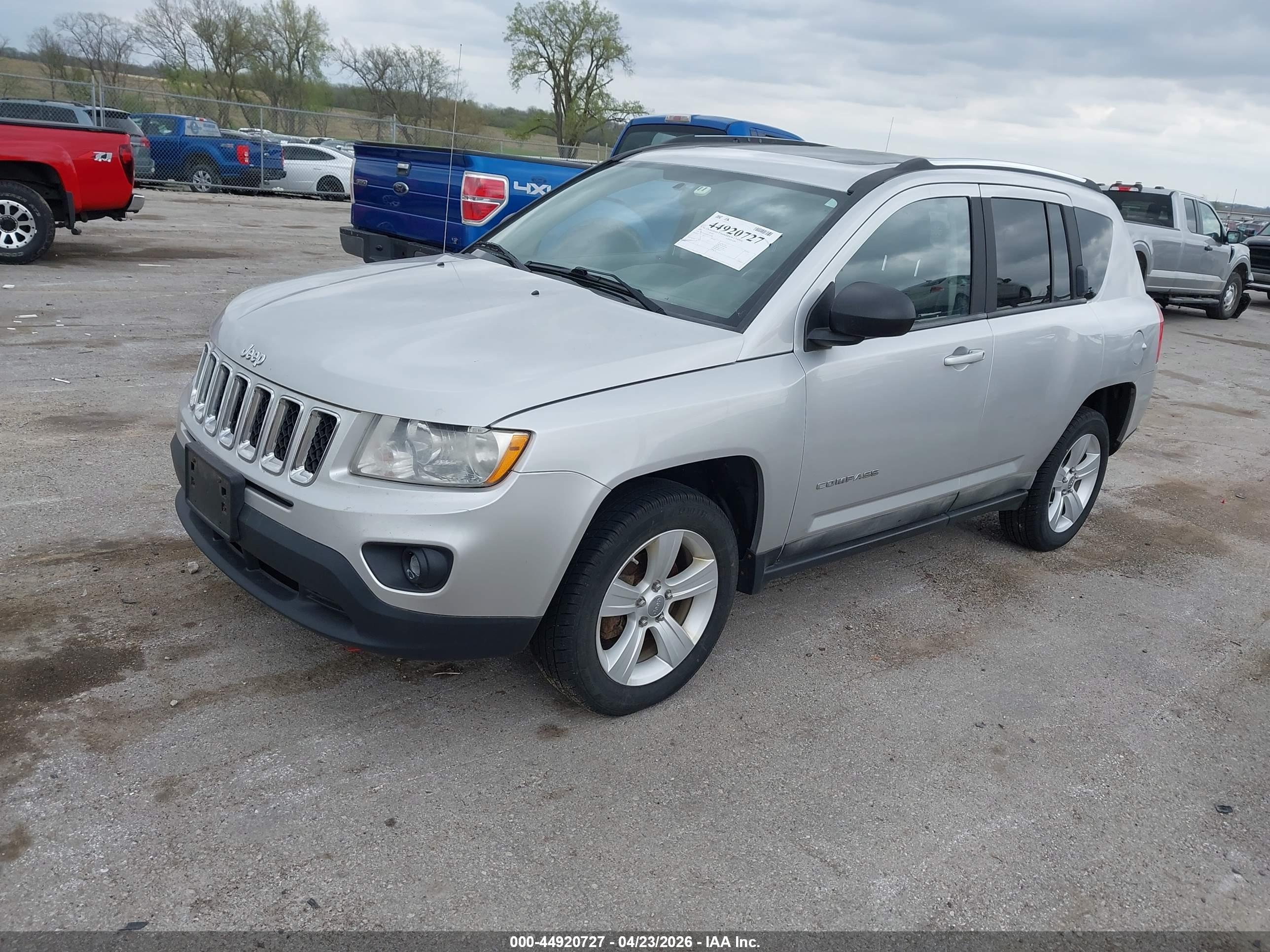 JEEP COMPASS image 2