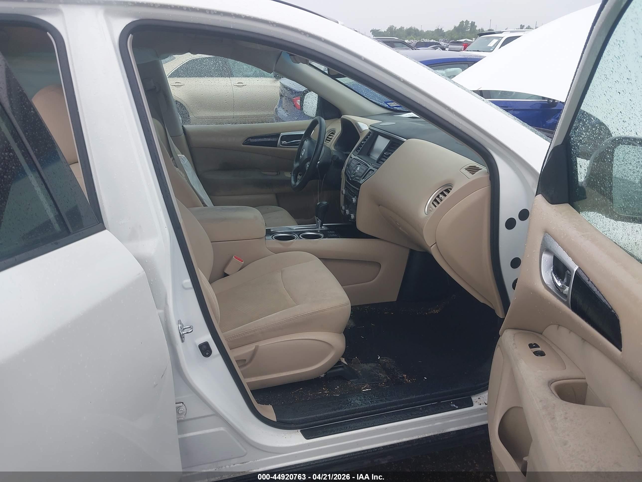 NISSAN PATHFINDER image 5
