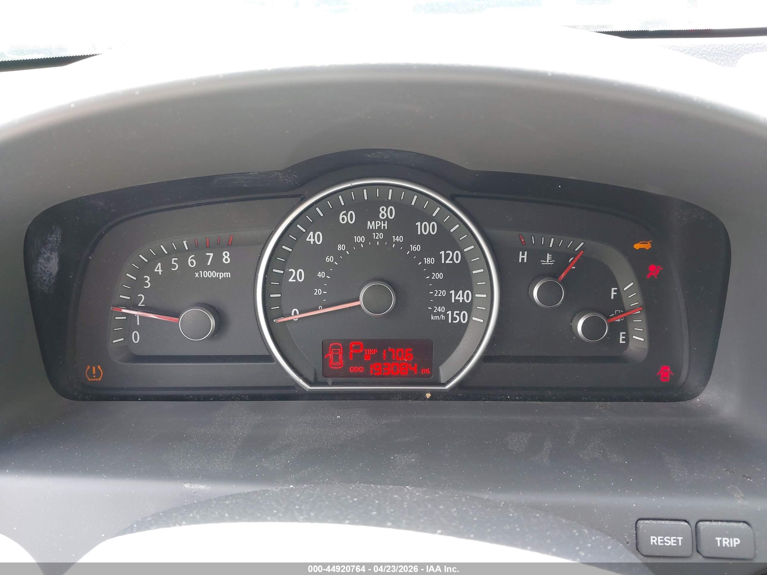 KIA BORREGO image 7