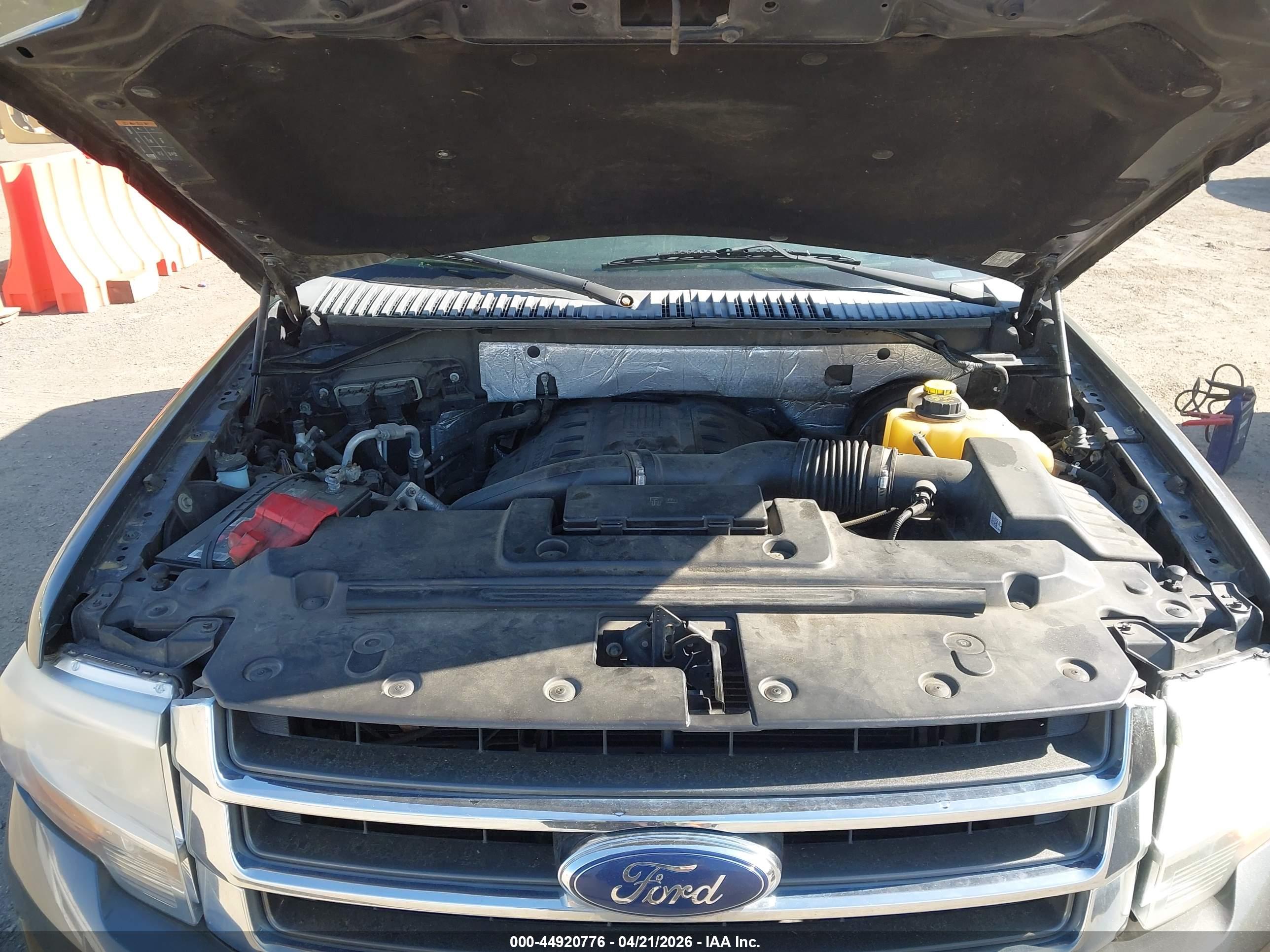FORD EXPEDITION image 10