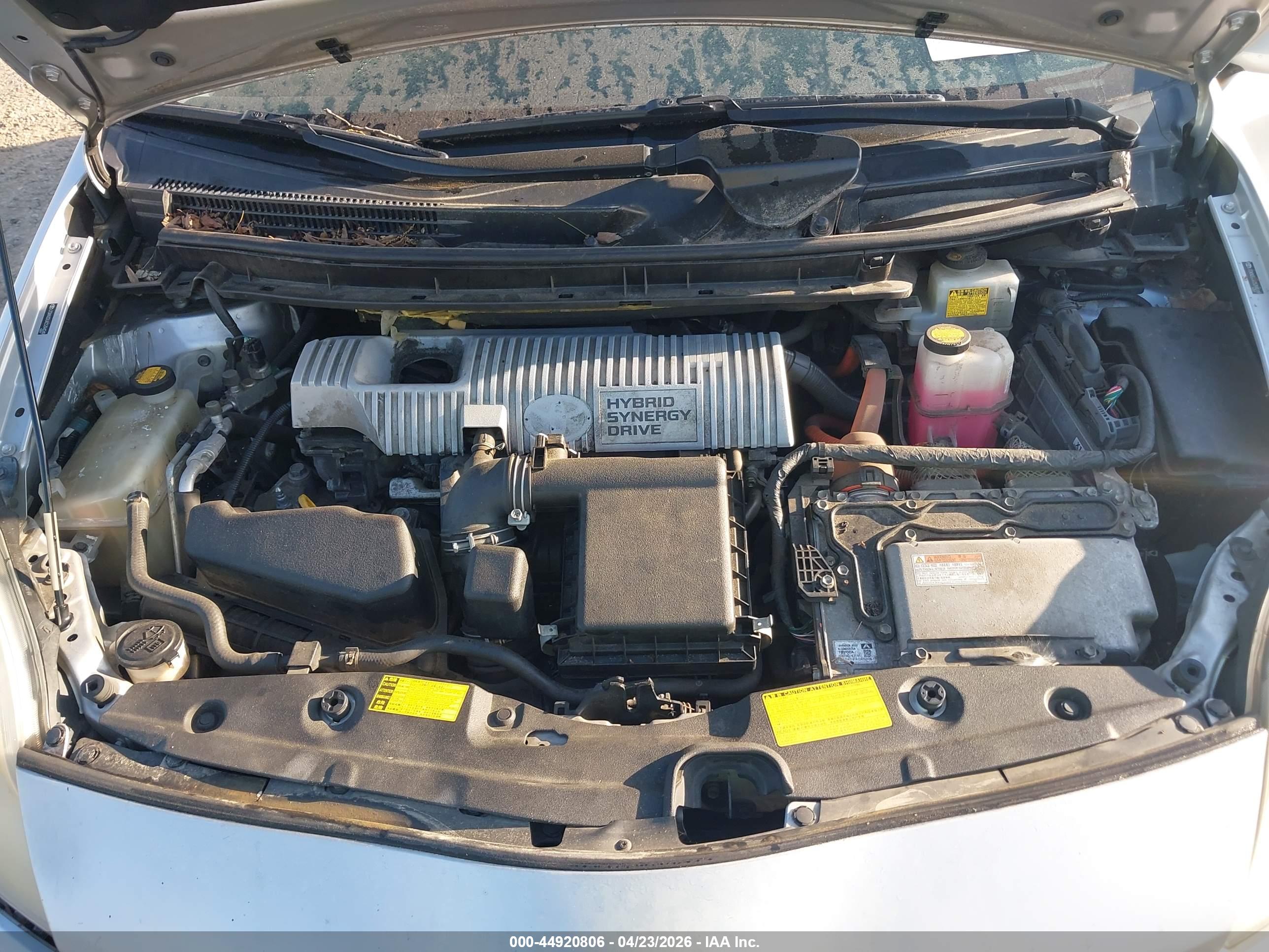 TOYOTA PRIUS image 10