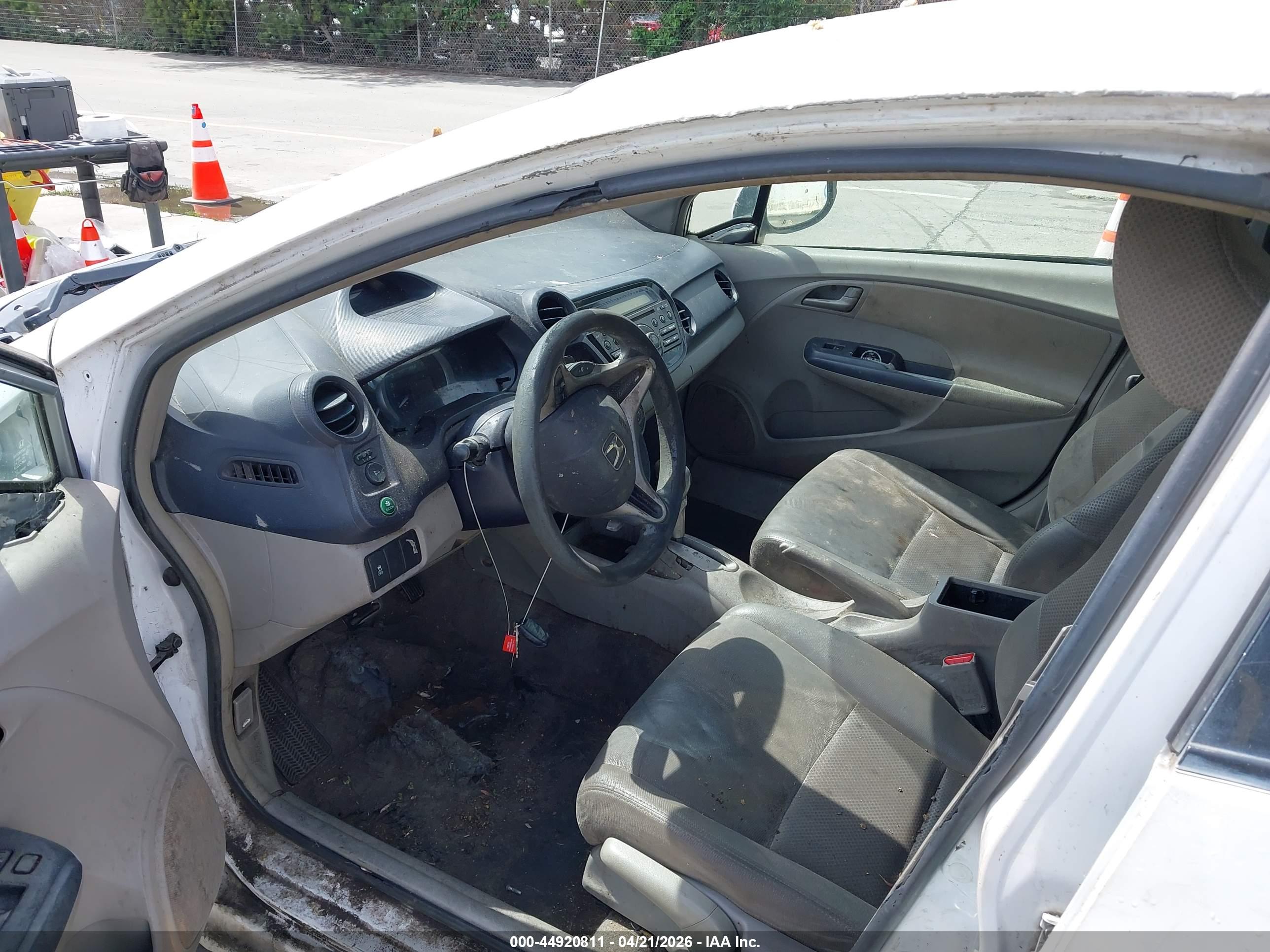 HONDA INSIGHT image 5
