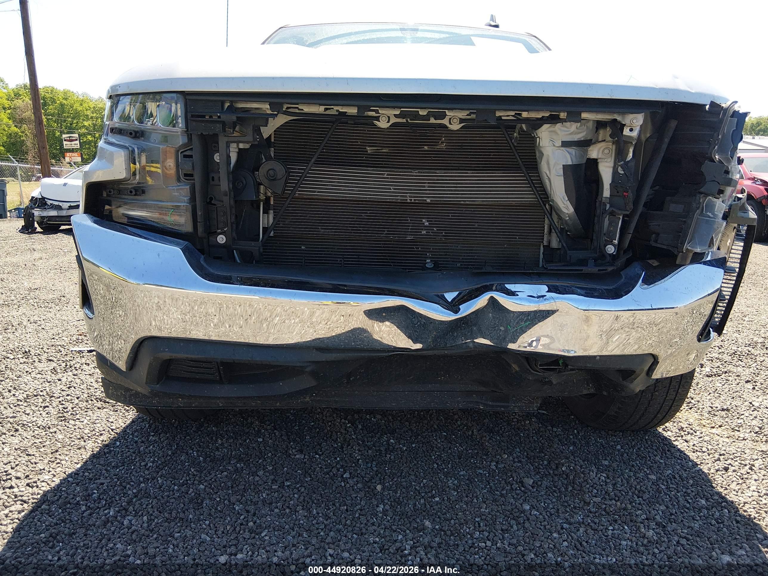CHEVROLET SILVERADO image 6