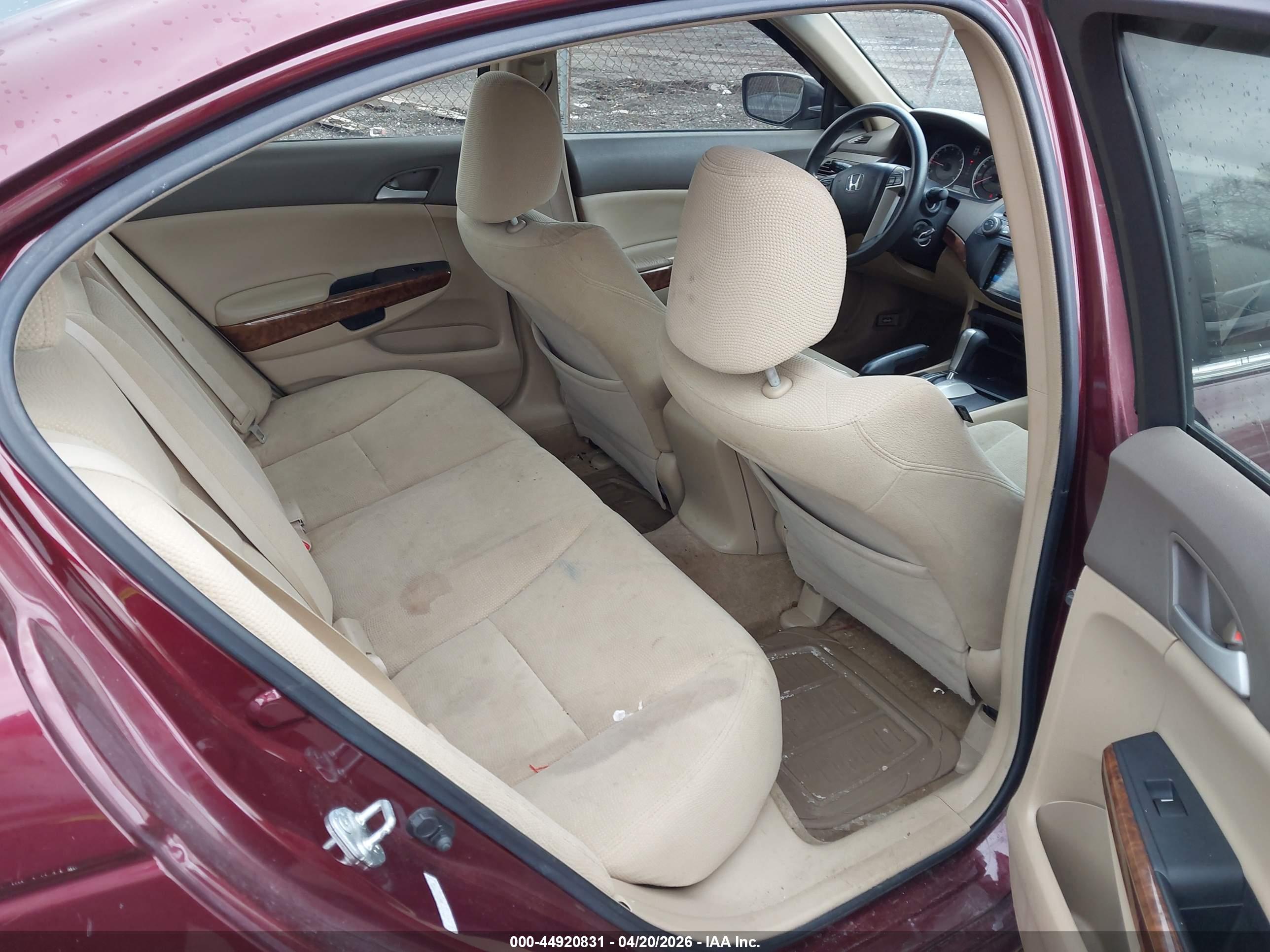 HONDA ACCORD image 8