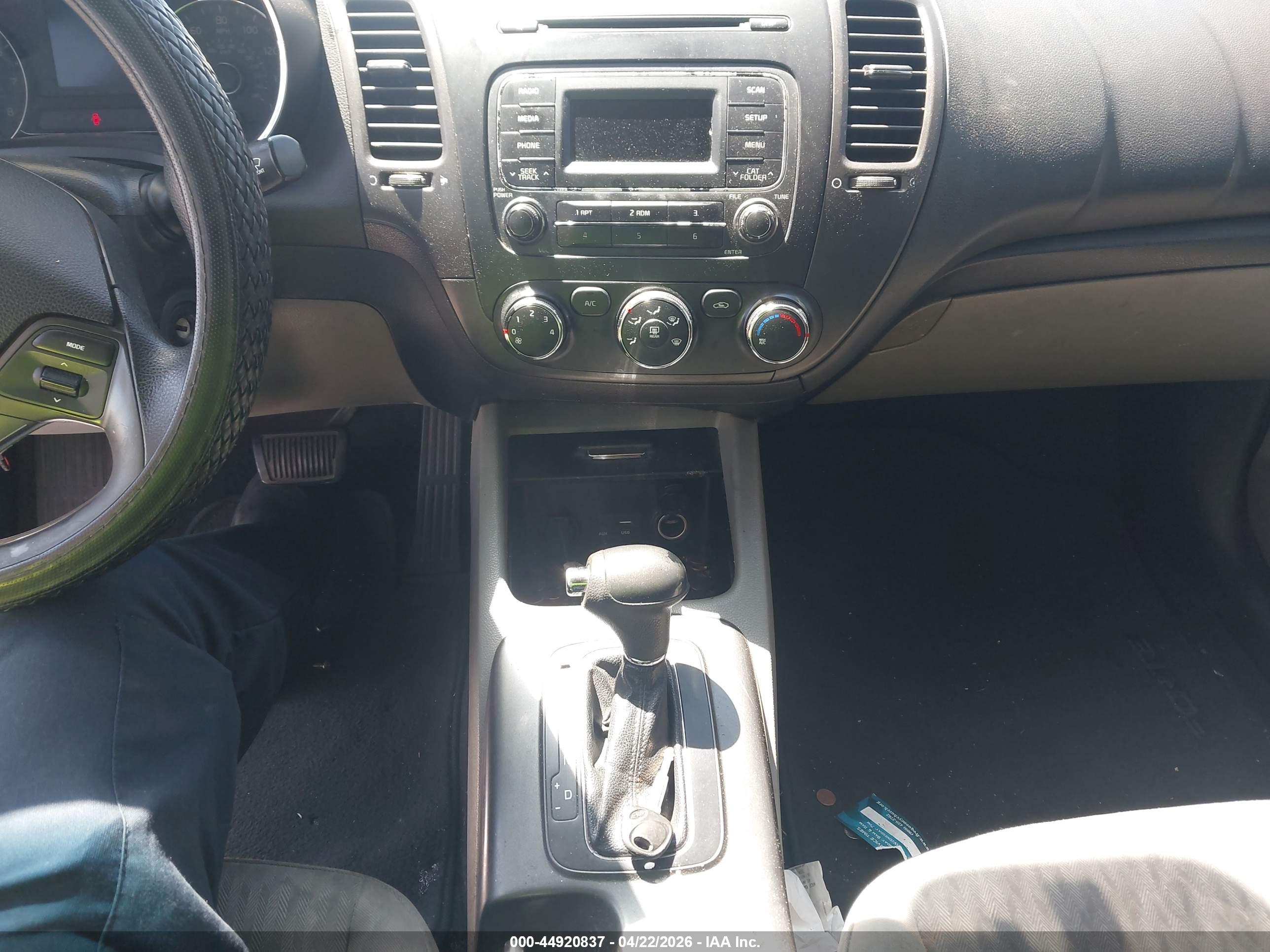KIA FORTE image 11