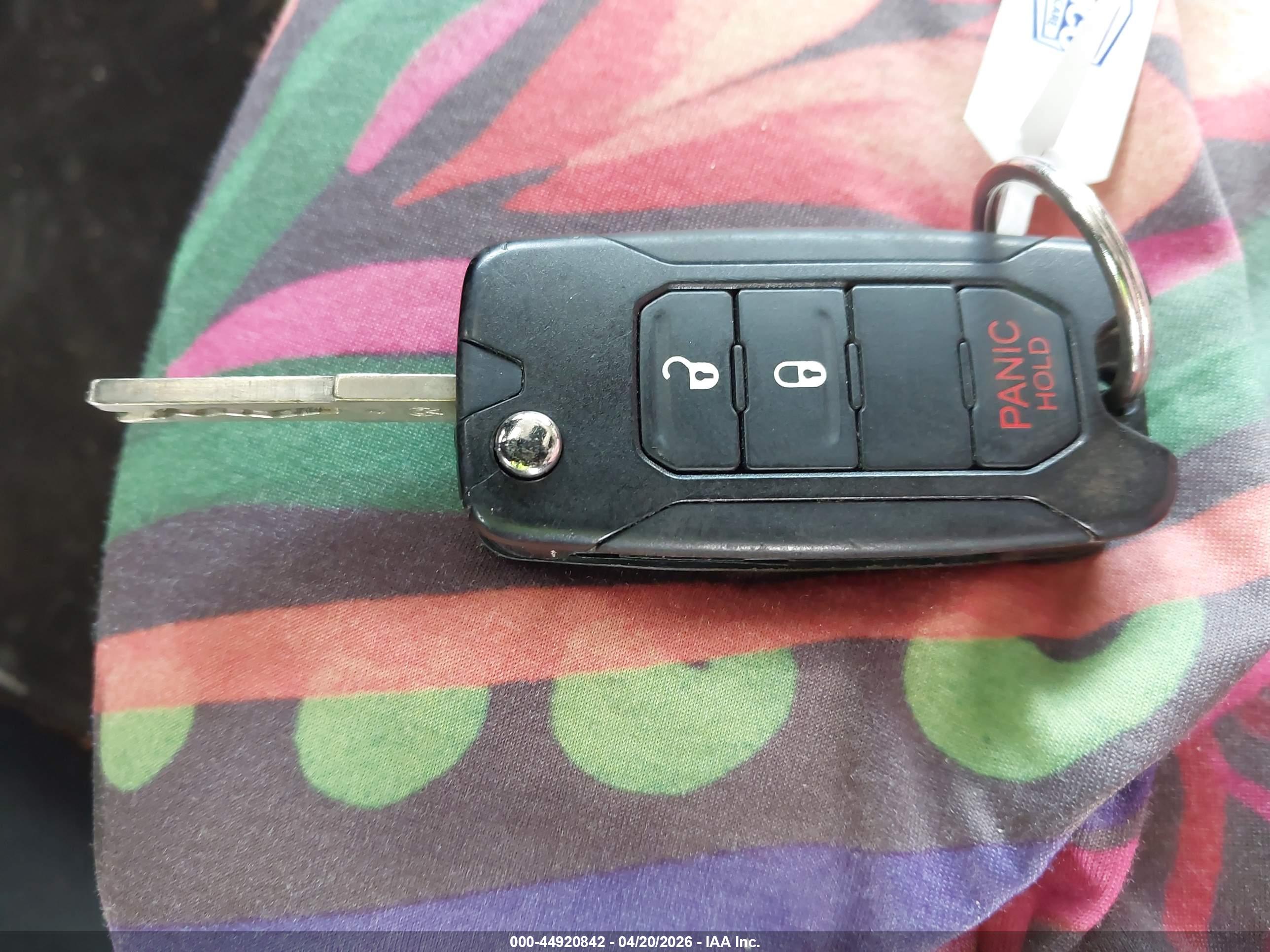 JEEP RENEGADE image 11