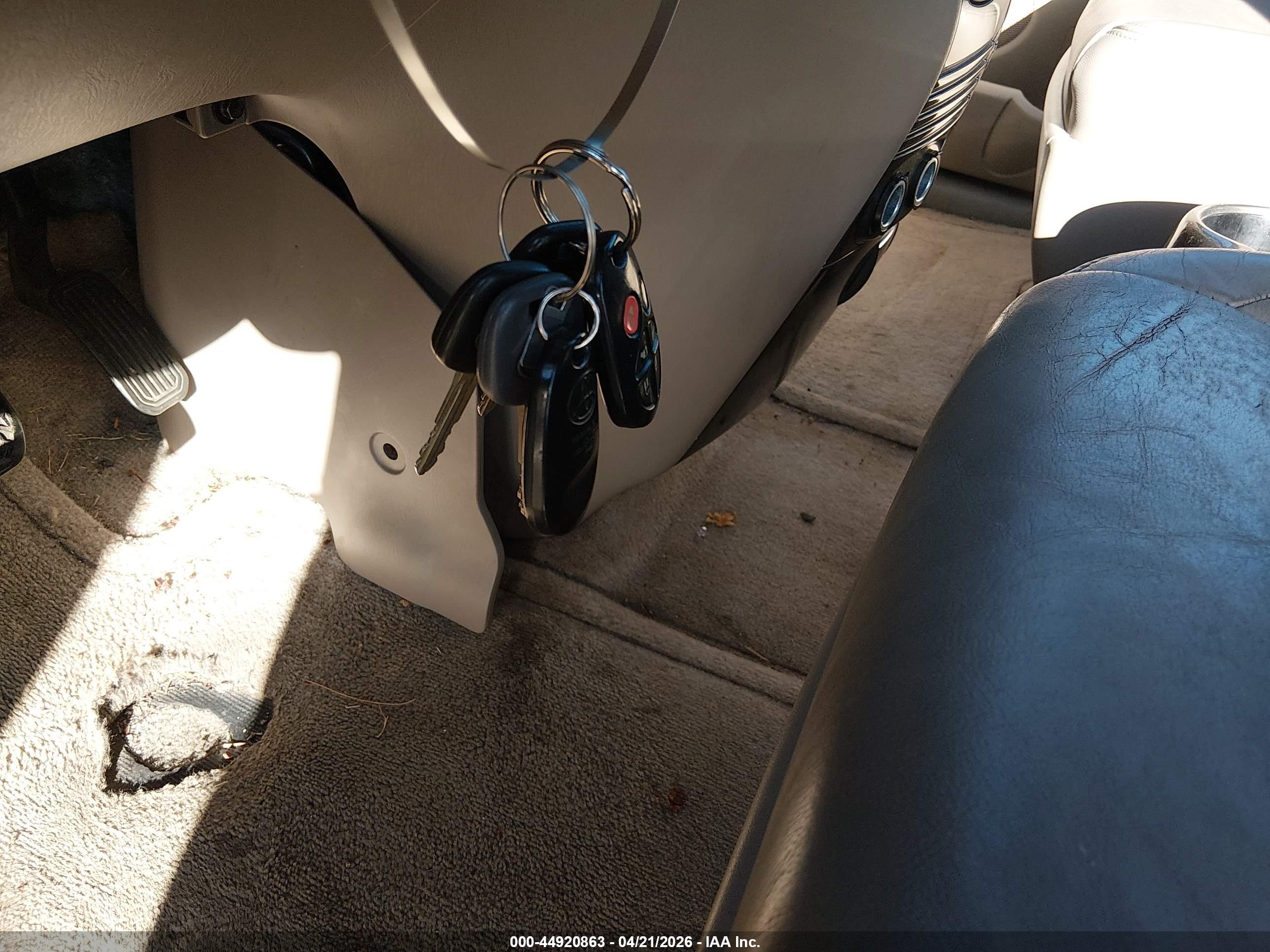 TOYOTA SIENNA image 11