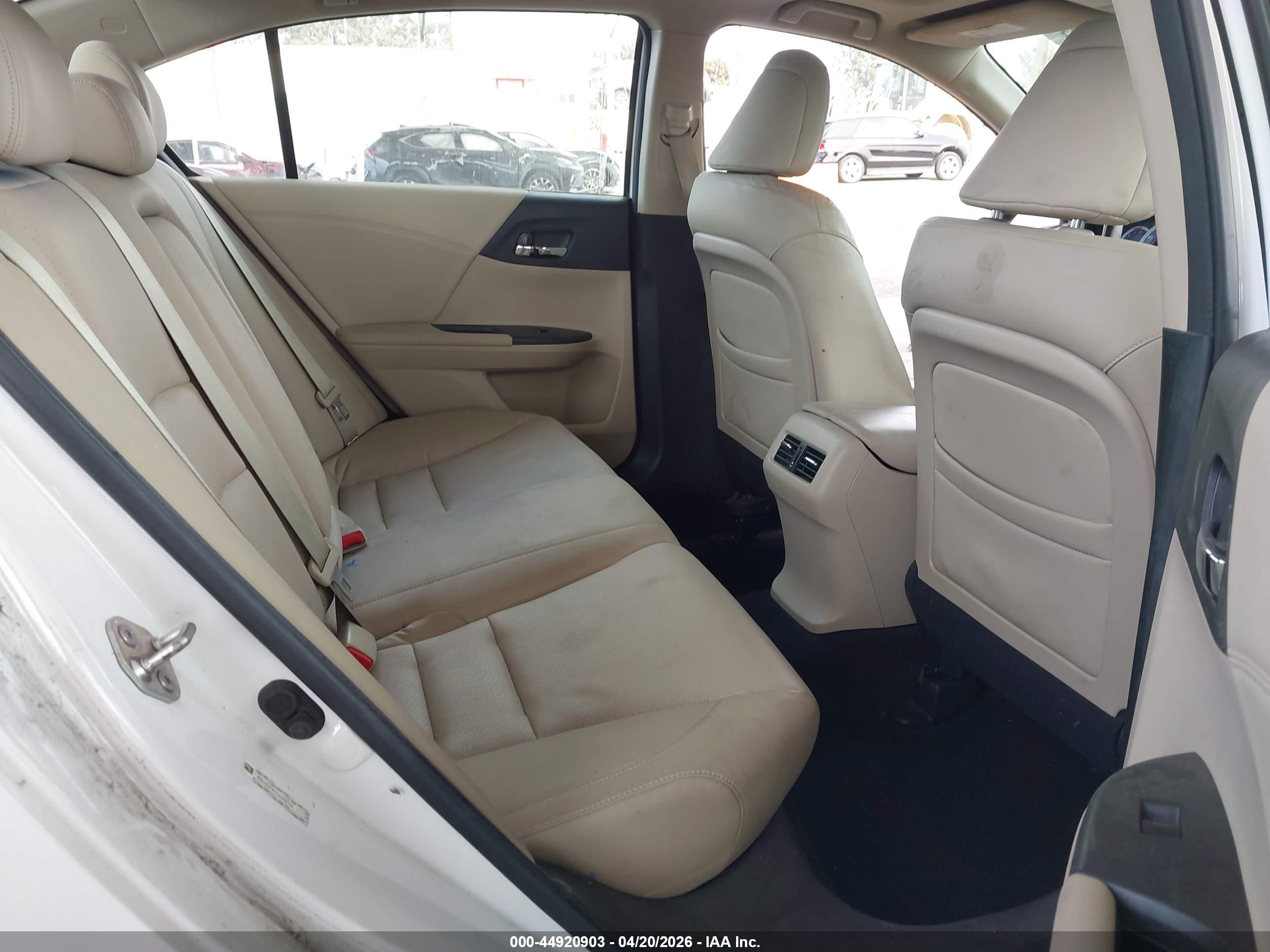 HONDA ACCORD image 8