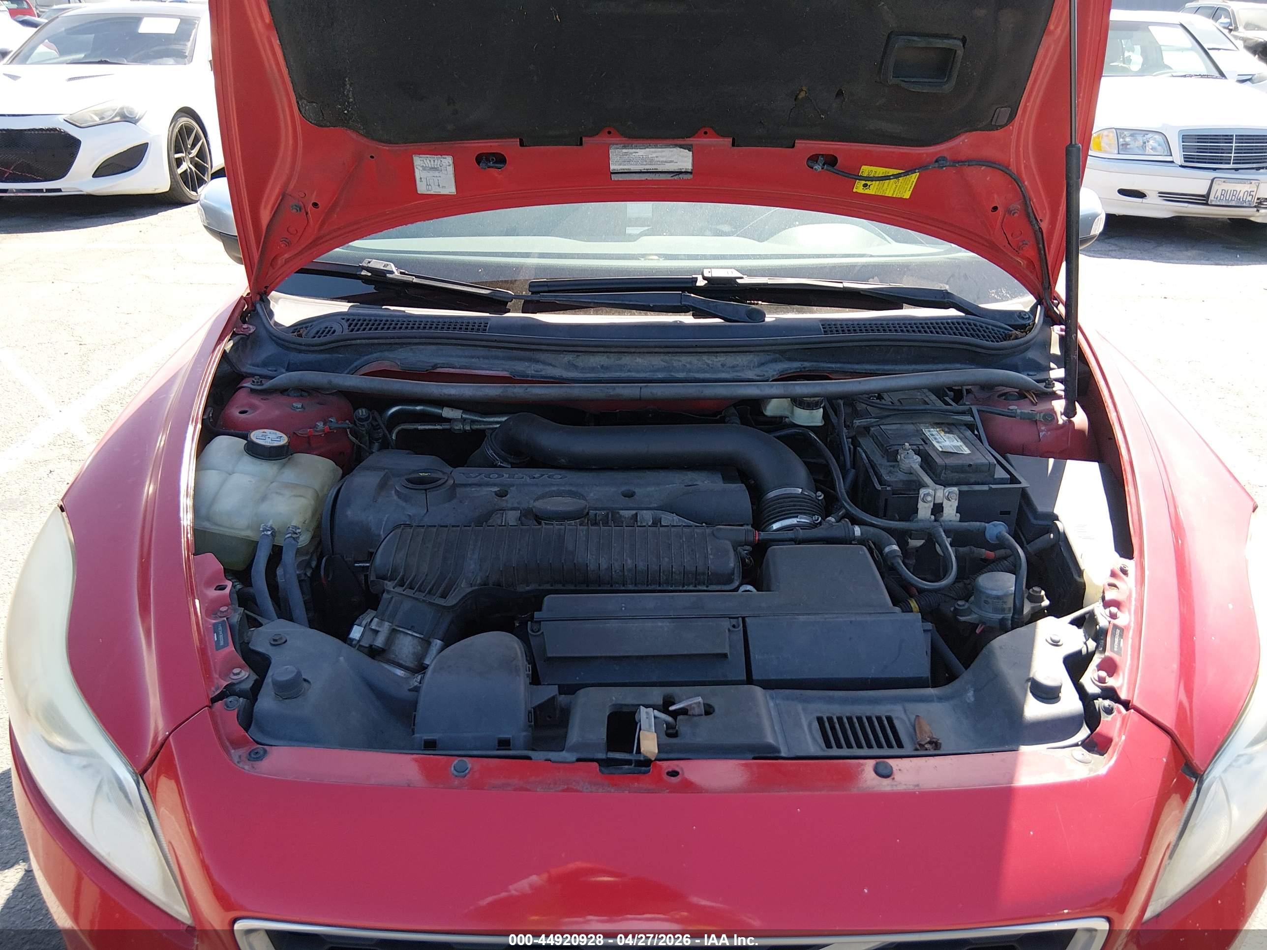 VOLVO C30 image 10